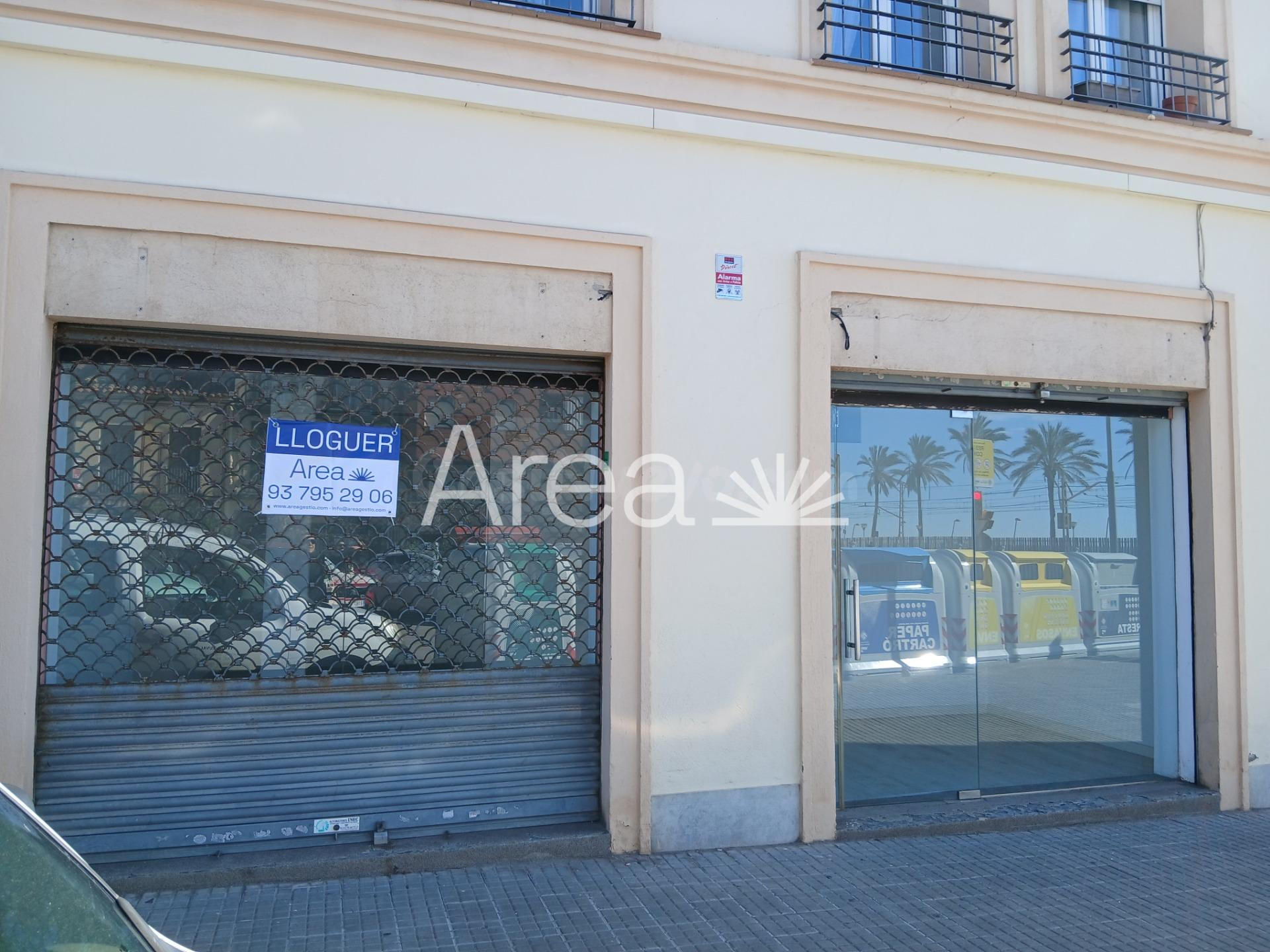 Local Comercial en Primera Línea de Playa - Vilassar de Mar - foto 3