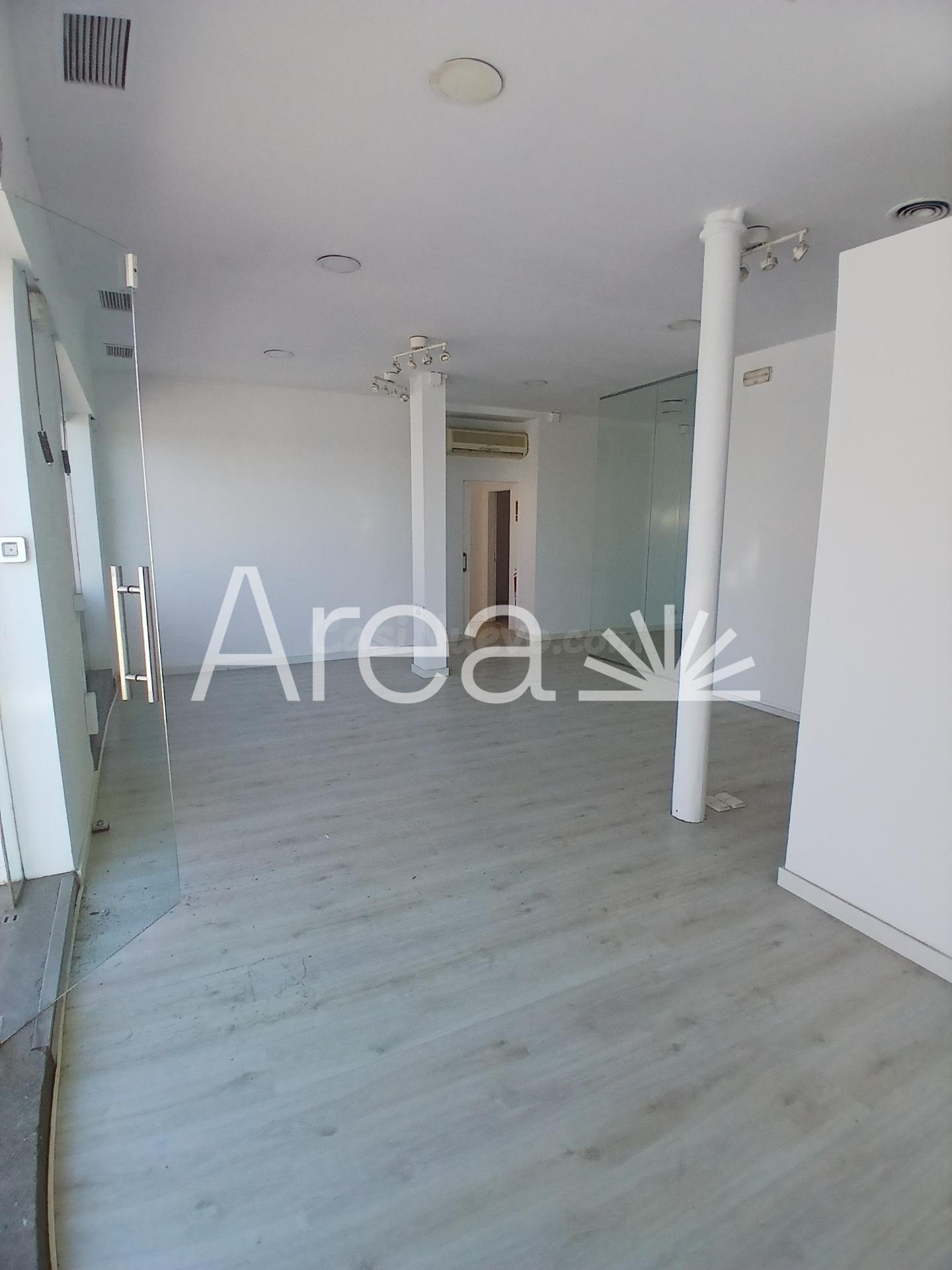 Local Comercial en Primera Línea de Playa - Vilassar de Mar - foto 5