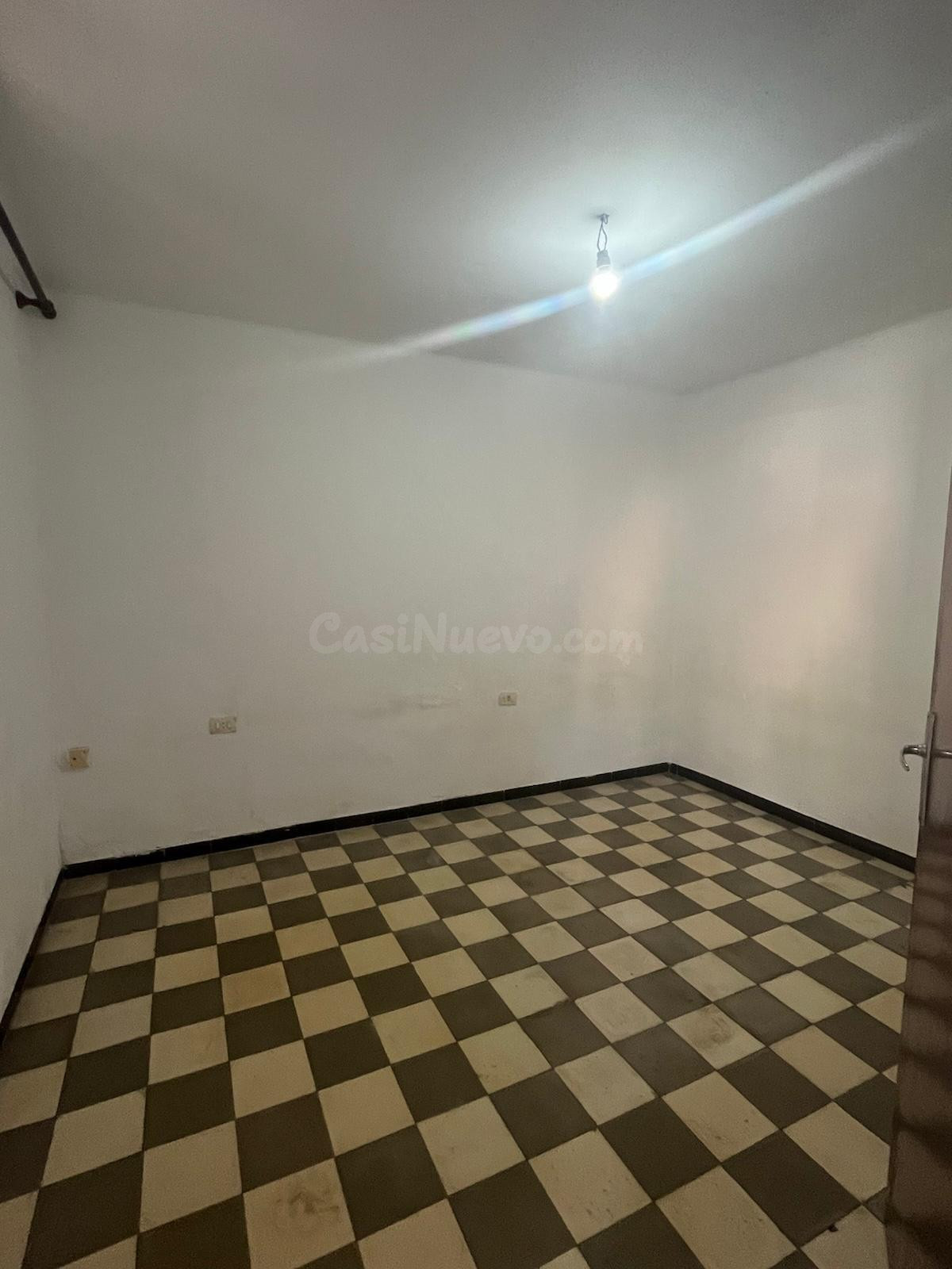 SE VENDE PLANTA BAJA TECHO LIBRE Y GRAN POTENCIAL DE EDIFICA - foto 3