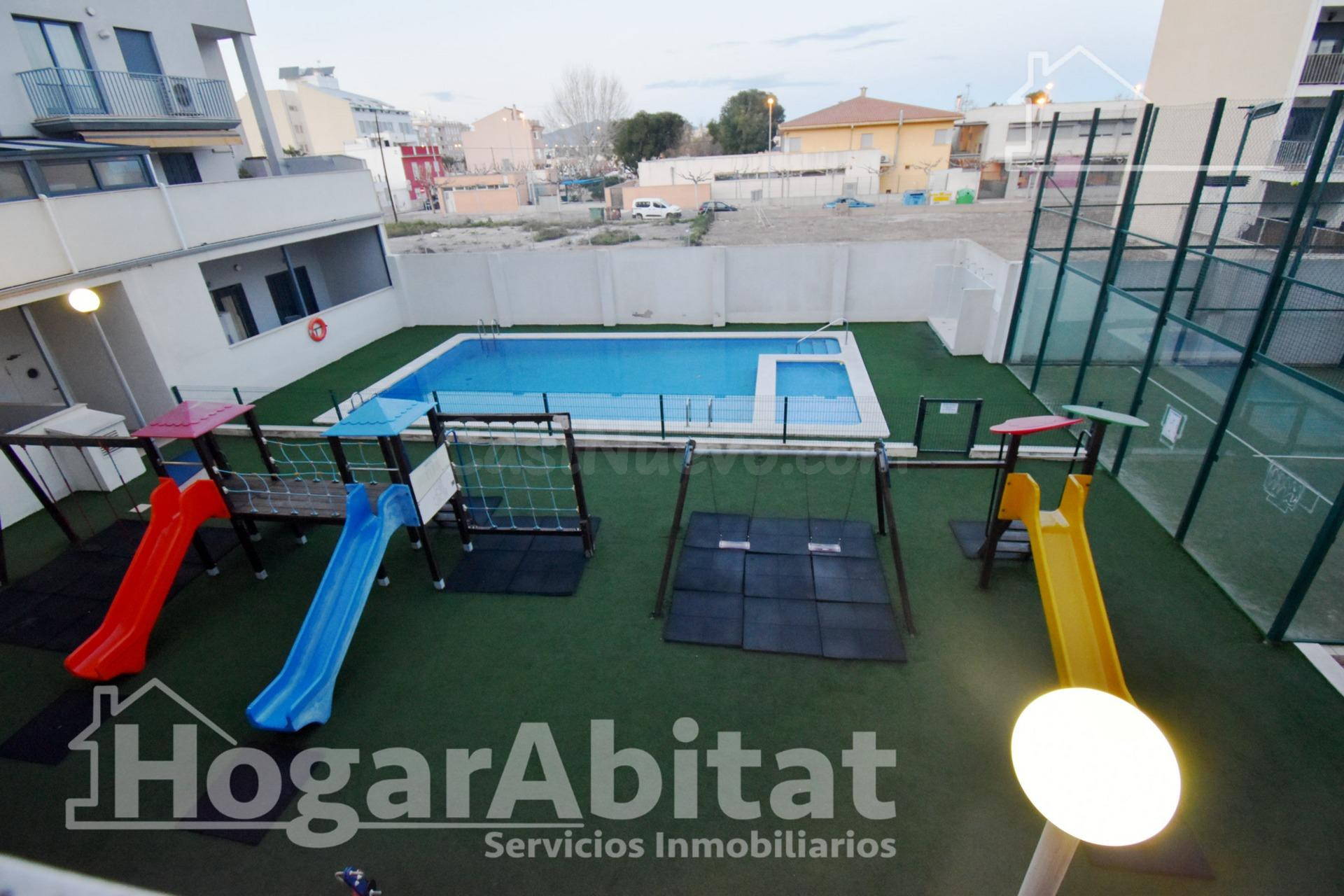 AMPLIO CON DOS TERRAZAS, PISCINA Y GARAJE