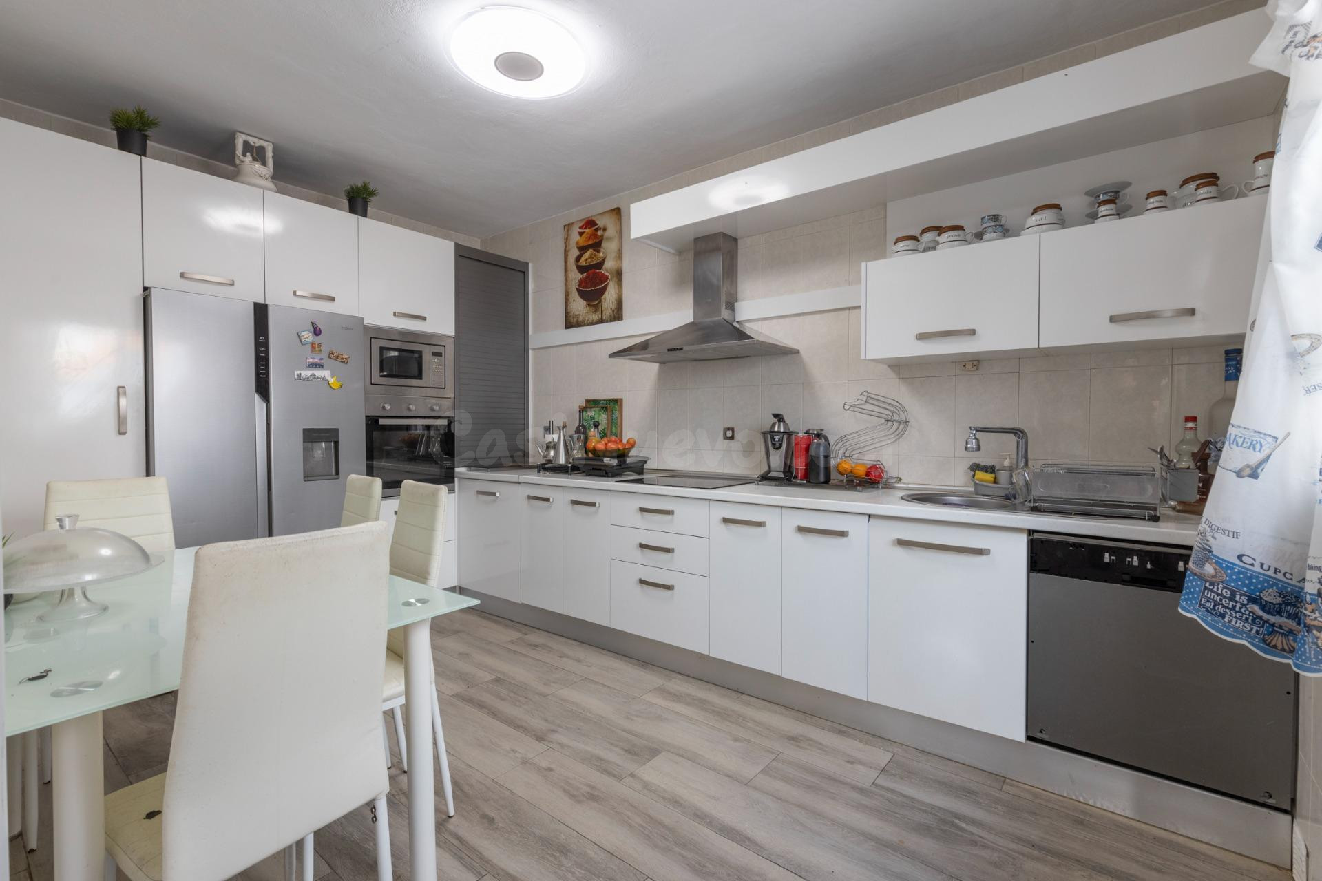 Casa en una sola planta reformada - foto 4