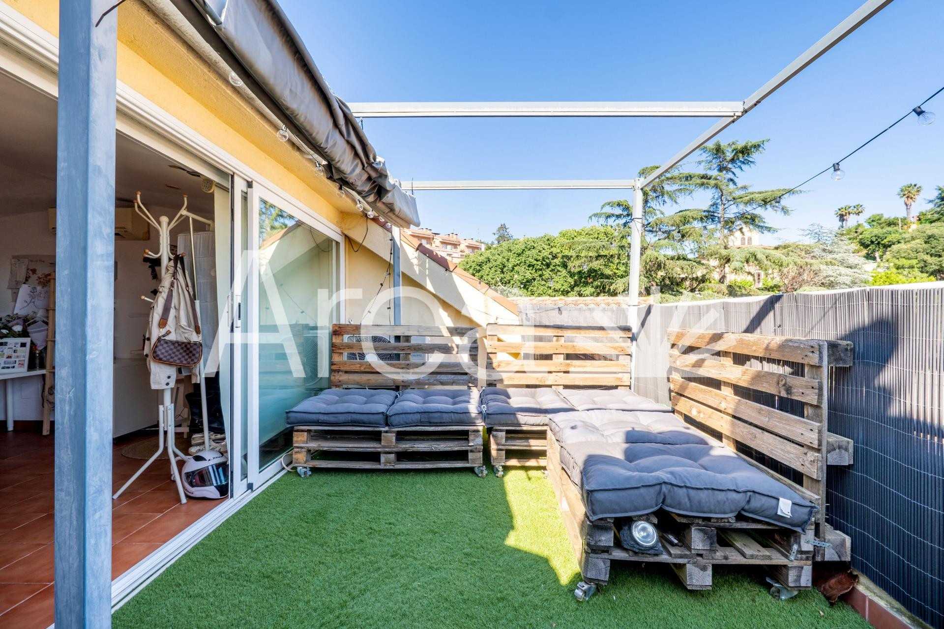 Casa unifamiliar con piscina comunitaria en el centro de Lla - foto 4