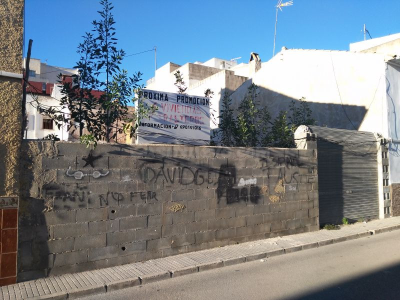 Terreno urbano en venta - Barrio de la alegría