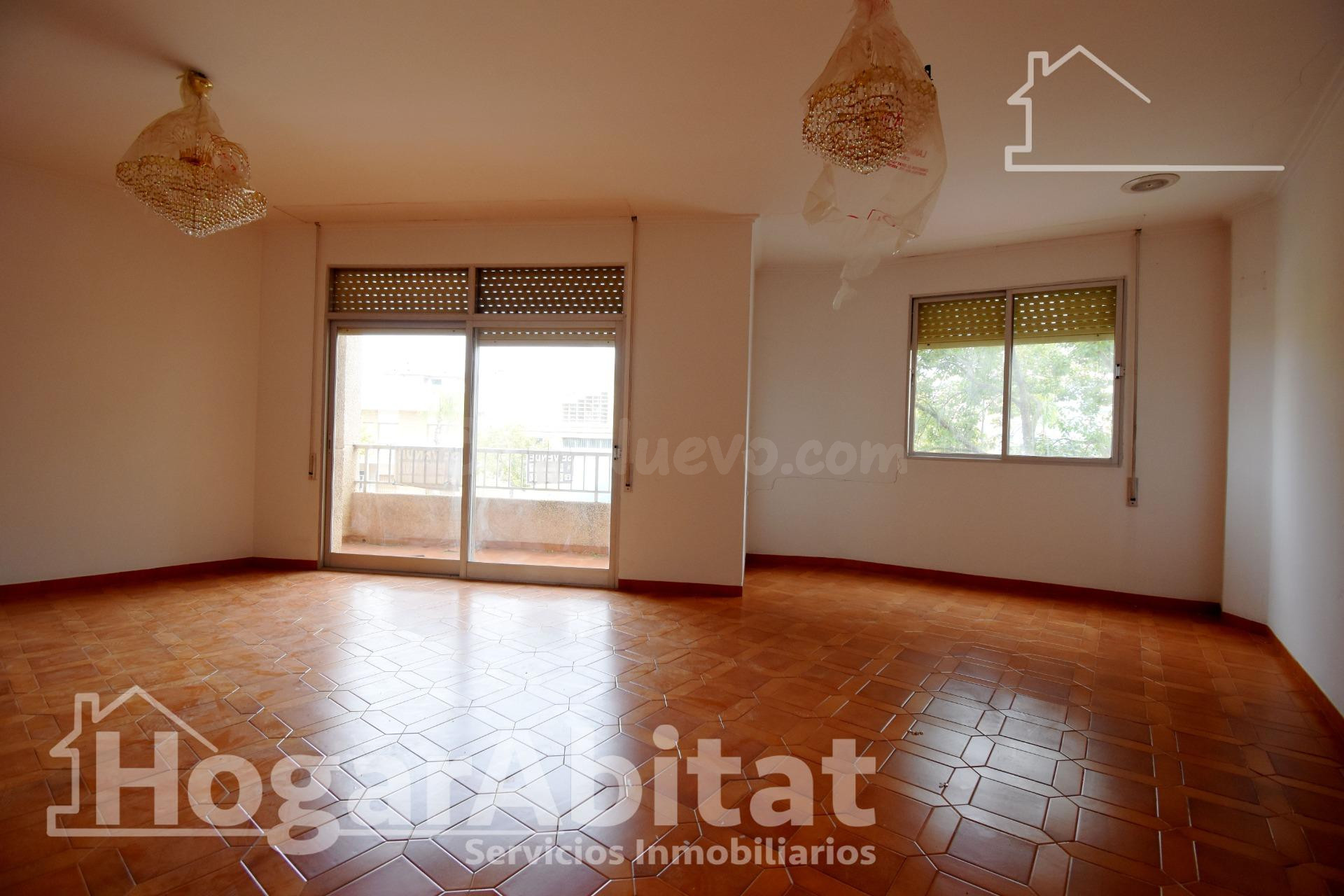 ¡OPORTUNIDAD PARA INVERSORES! GRAN EDIFICIO CON DOS VIVIENDA - foto 5
