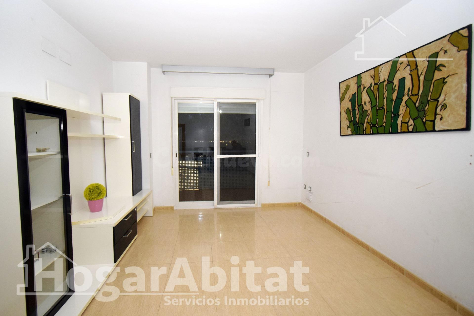 ¡UBICACIÓN IDEAL! AMPLIO, BONITO Y EXTERIOR CON GARAJE Y BAL - foto 4