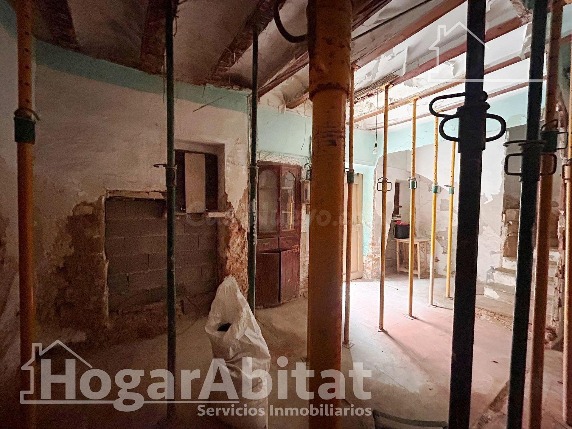 ¡HAZLA A TU GUSTO! CASA ECONÓMICA Y LUMINOSA DE DOS ALTURAS  - foto 4