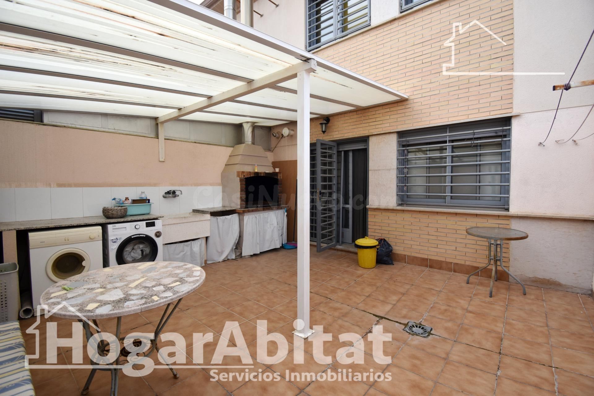 MAGNIFICO ADOSADO SEMINUEVO CON DOS TERRAZAS Y GARAJE - foto 5