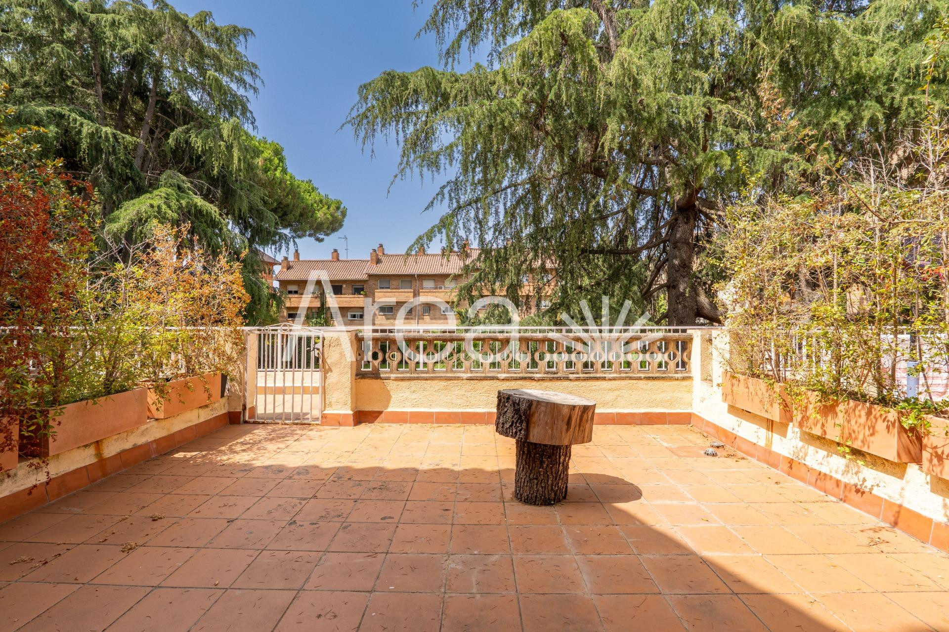 Casa adosada con zona comunitaria en el centro de Llavaneres - foto 5