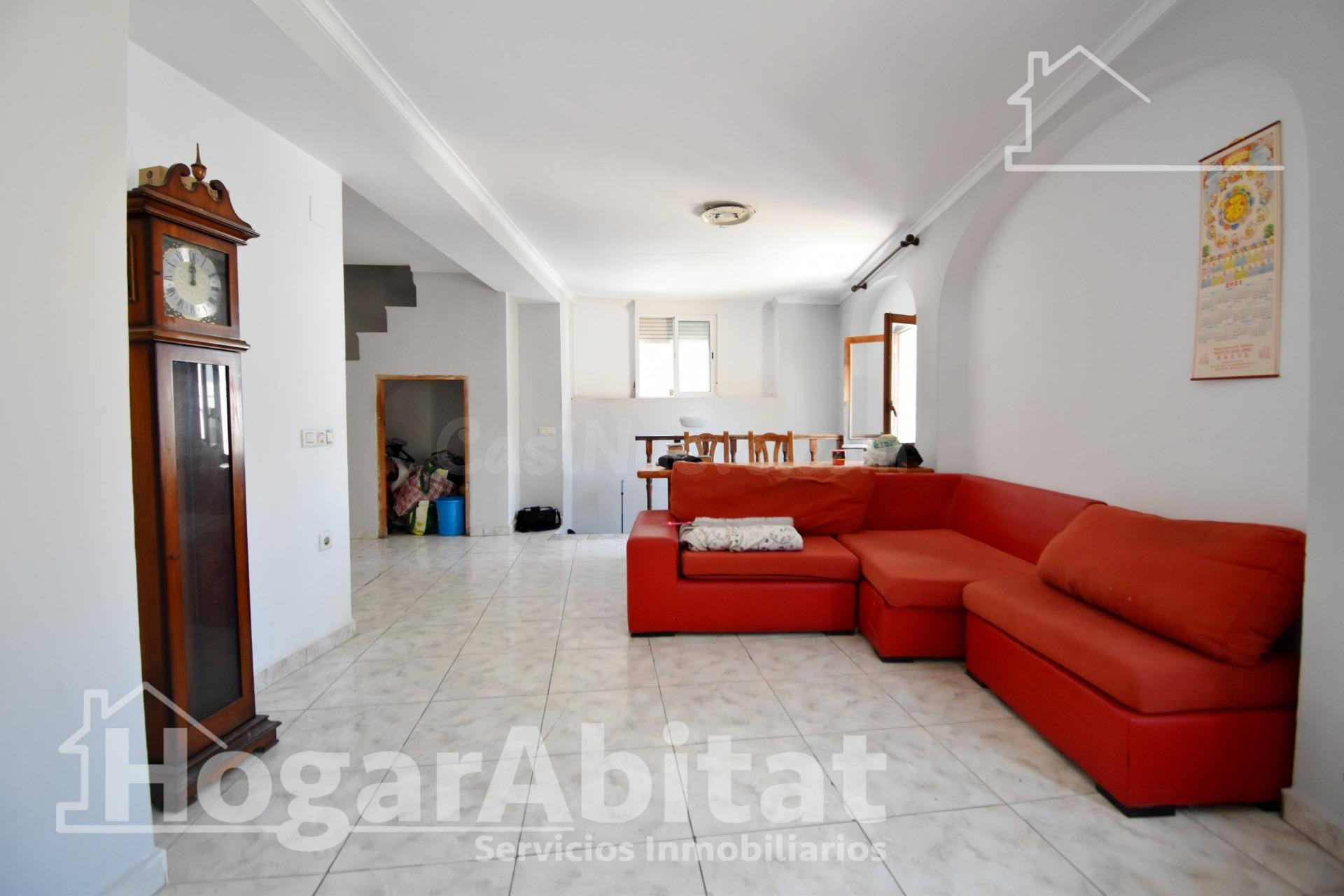 ESPACIOSA CASA CON TERRAZA EN EL HISTÓRICO CASCO ANTIGUO - foto 2