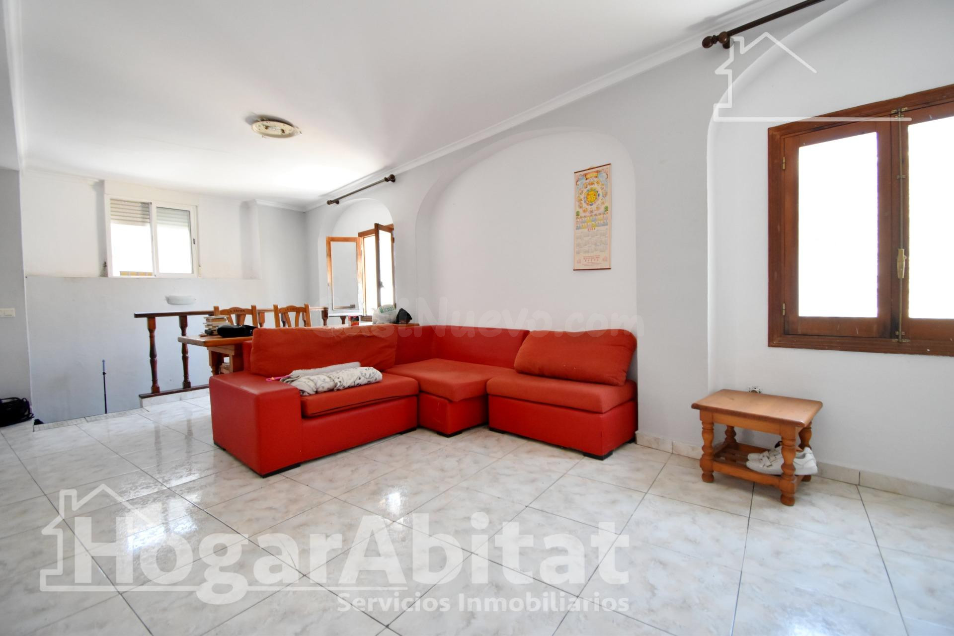 ESPACIOSA CASA CON TERRAZA EN EL HISTÓRICO CASCO ANTIGUO - foto 4