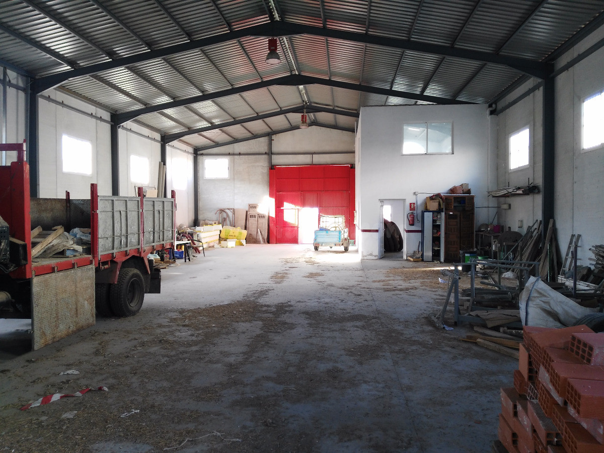 Nave industrial en venta - Calasparra
