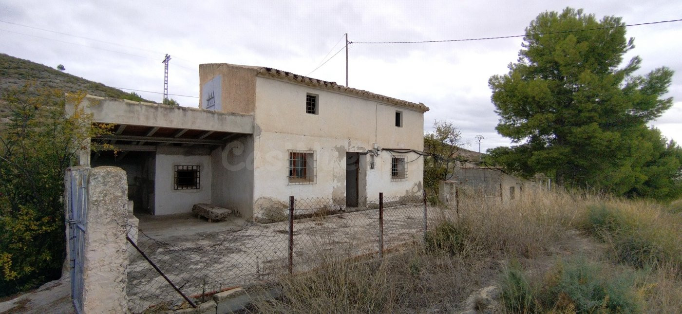 Casa 2 habitaciones 242m² en venta - Valentín