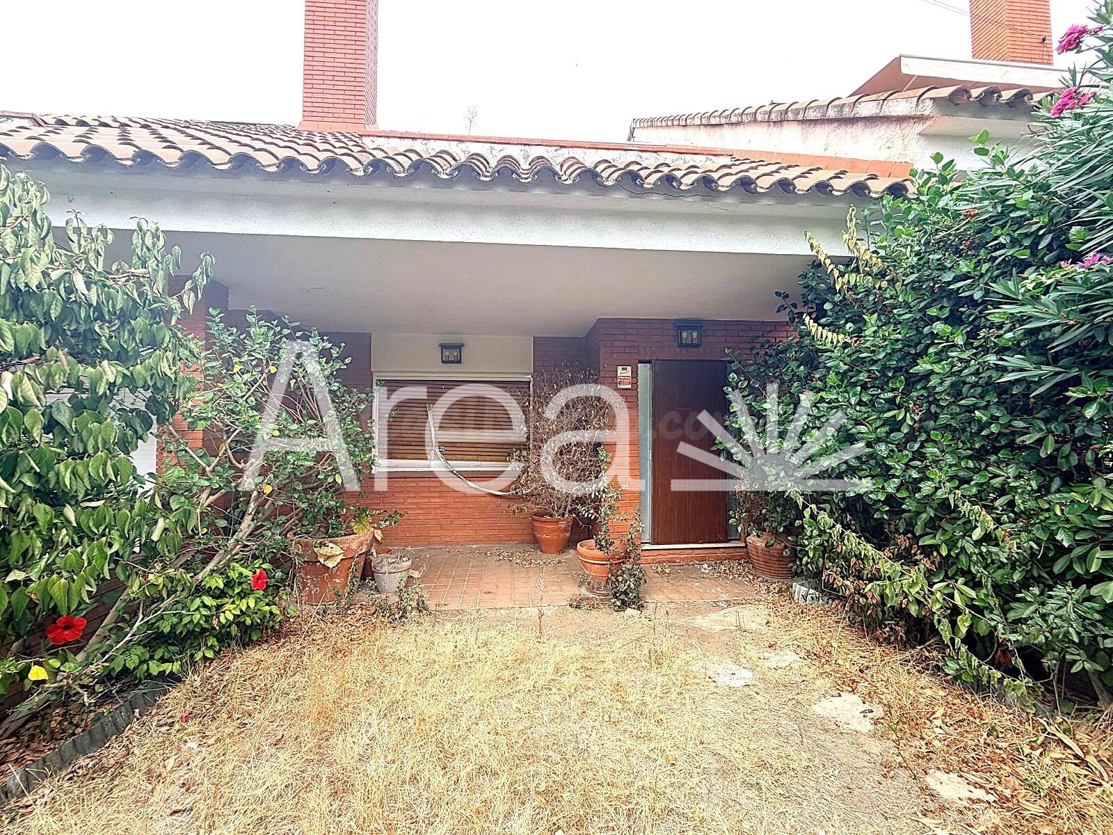 Casa unifamiliar con jardín en el Barrio de Bañeras