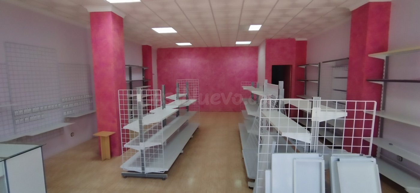 Local comercial en venta - Barrio de la alegría