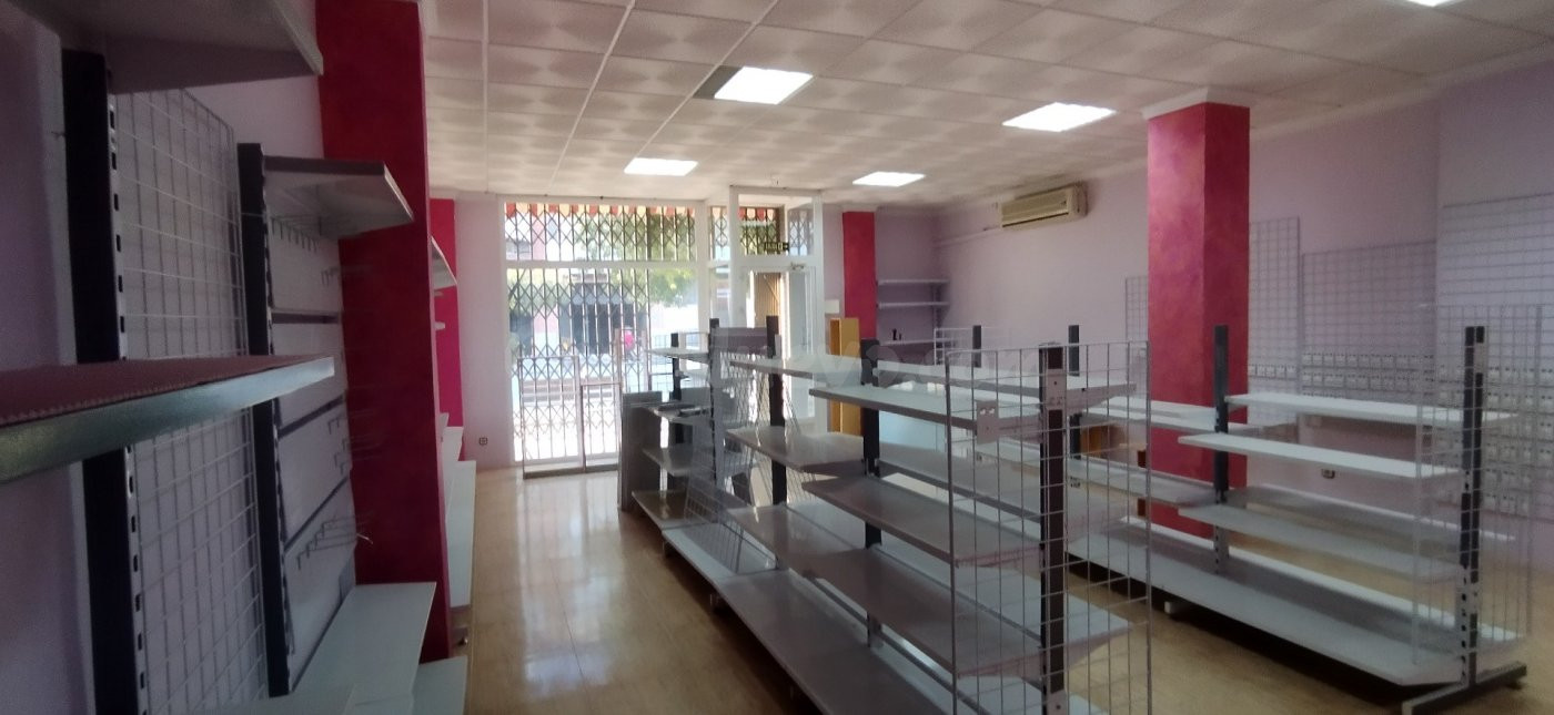 Local comercial en venta - Barrio de la alegría - foto 3