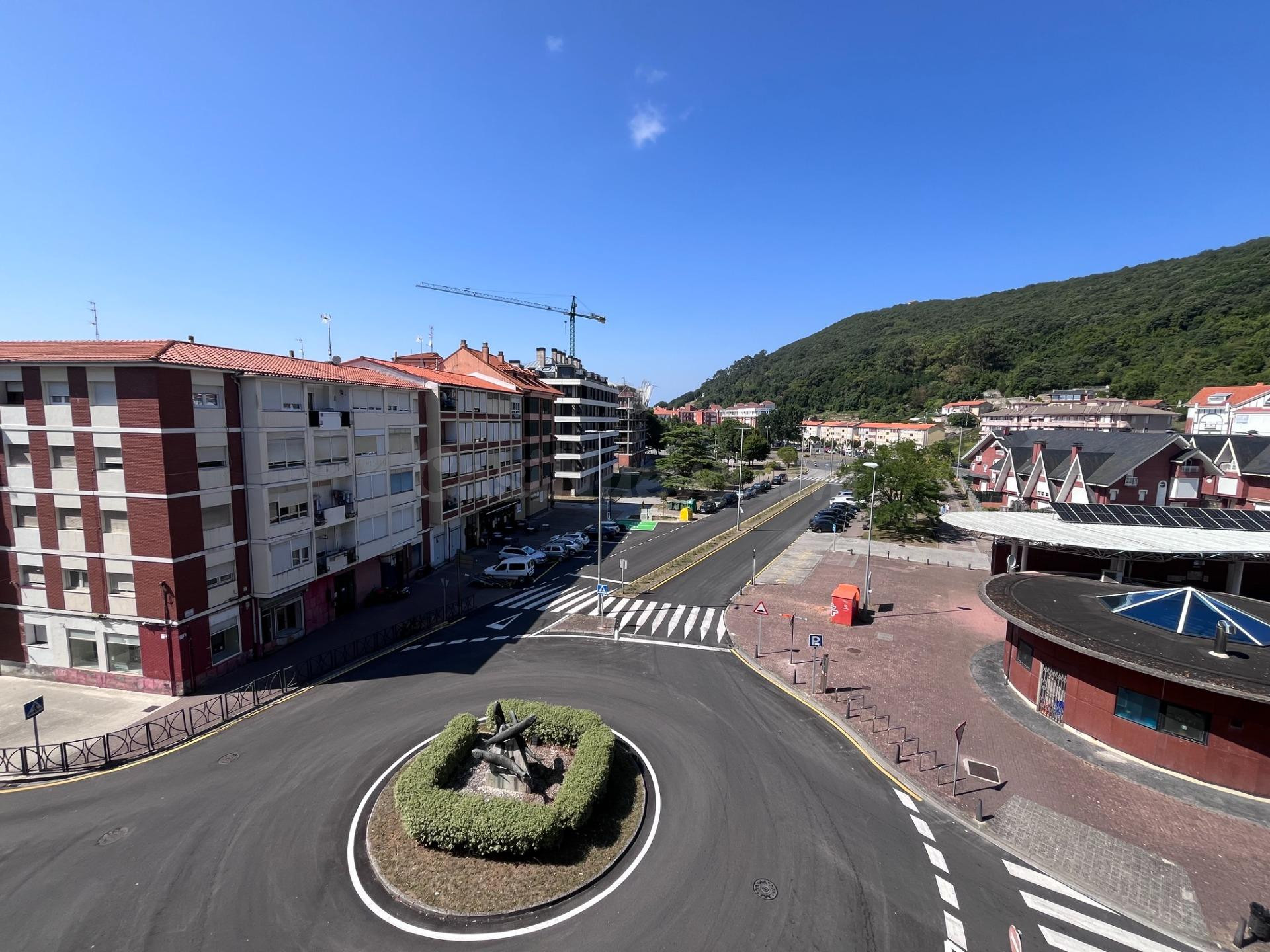 Vivienda en Santoña – Espacio, luz y una ubicación privilegi