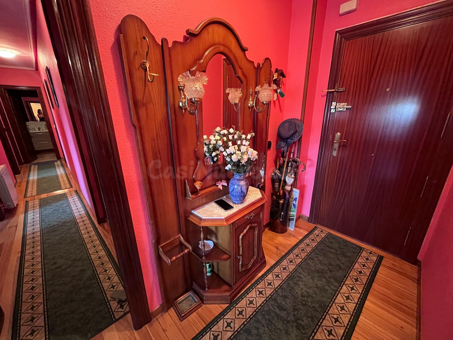 Vivienda en Santoña – Espacio, luz y una ubicación privilegi - foto 3