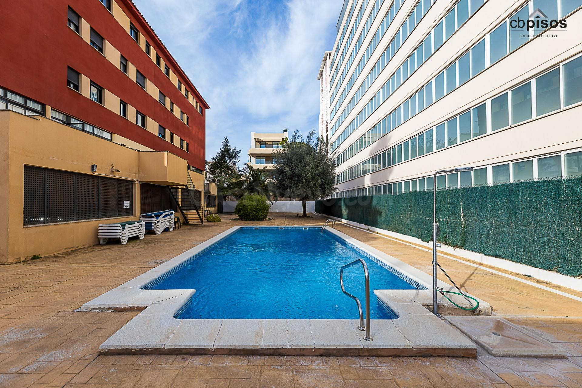 SE VENDE PLANTA BAJA EXCLUSIVA EN SON ARMADAMS CON DOS AMPLI - foto 4