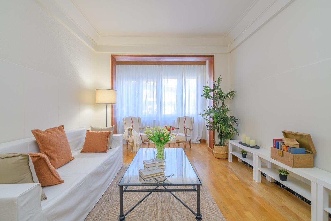 Piso de 7 habitaciones y jardín privado en Manresa - foto 2