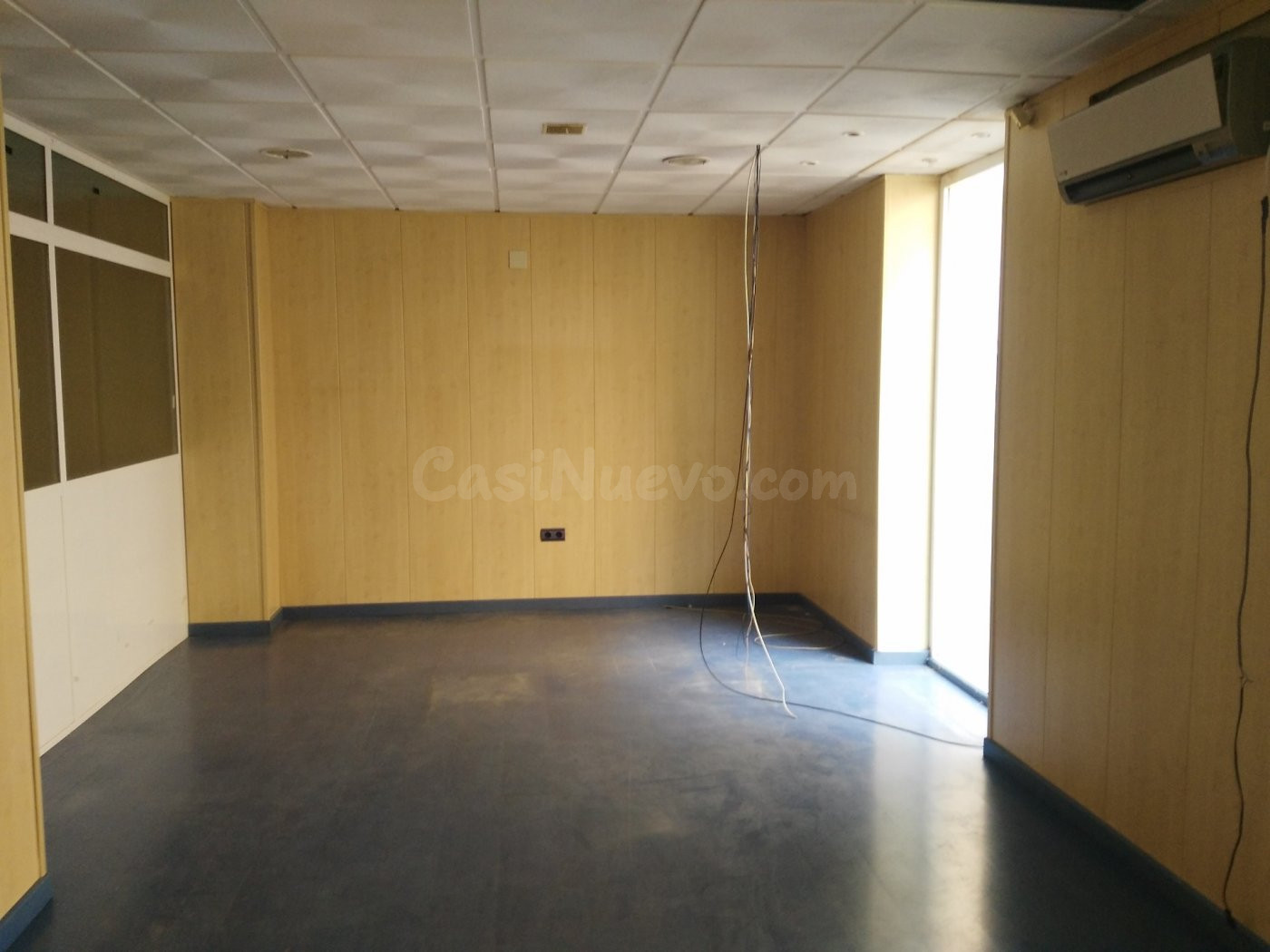 Local comercial 104m² en alquiler - Centro