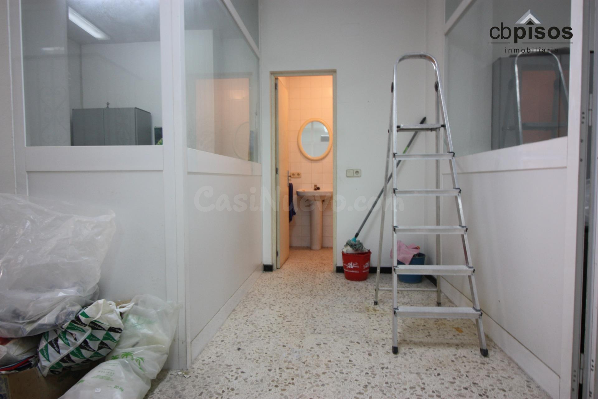 SE VENDE LOCAL ZONA AVENIDAS, PALMA. - foto 4
