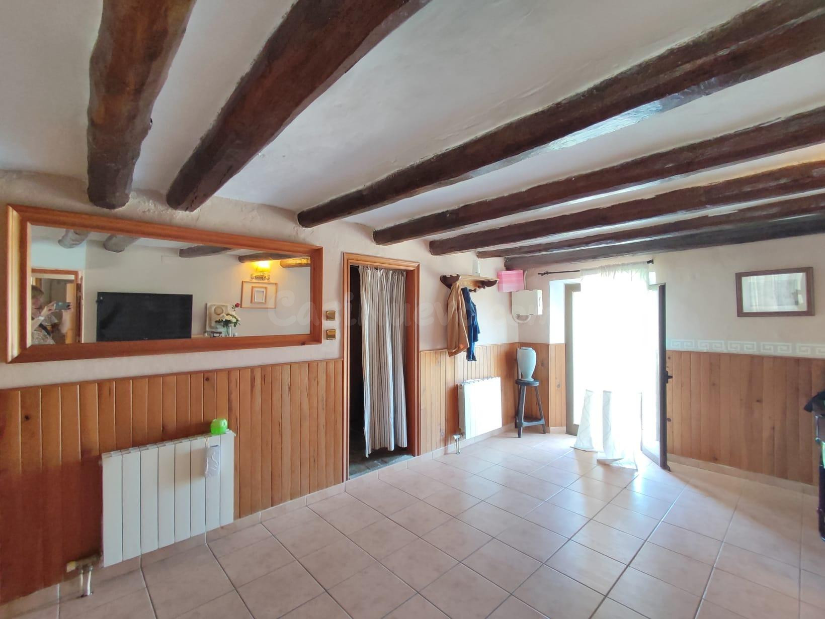 Casa con posibilidad de 2 VIVIENDAS - foto 2