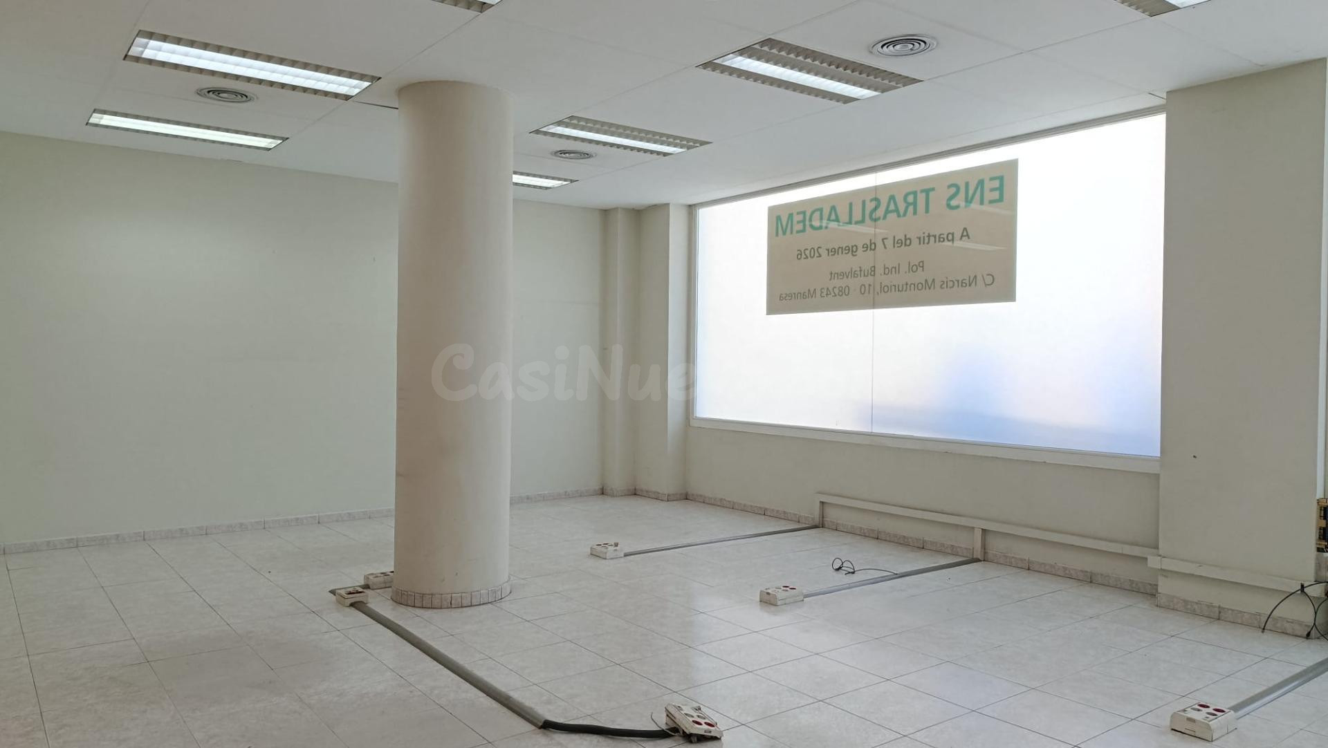 Gran local comercial en las Bases de Manresa - foto 2