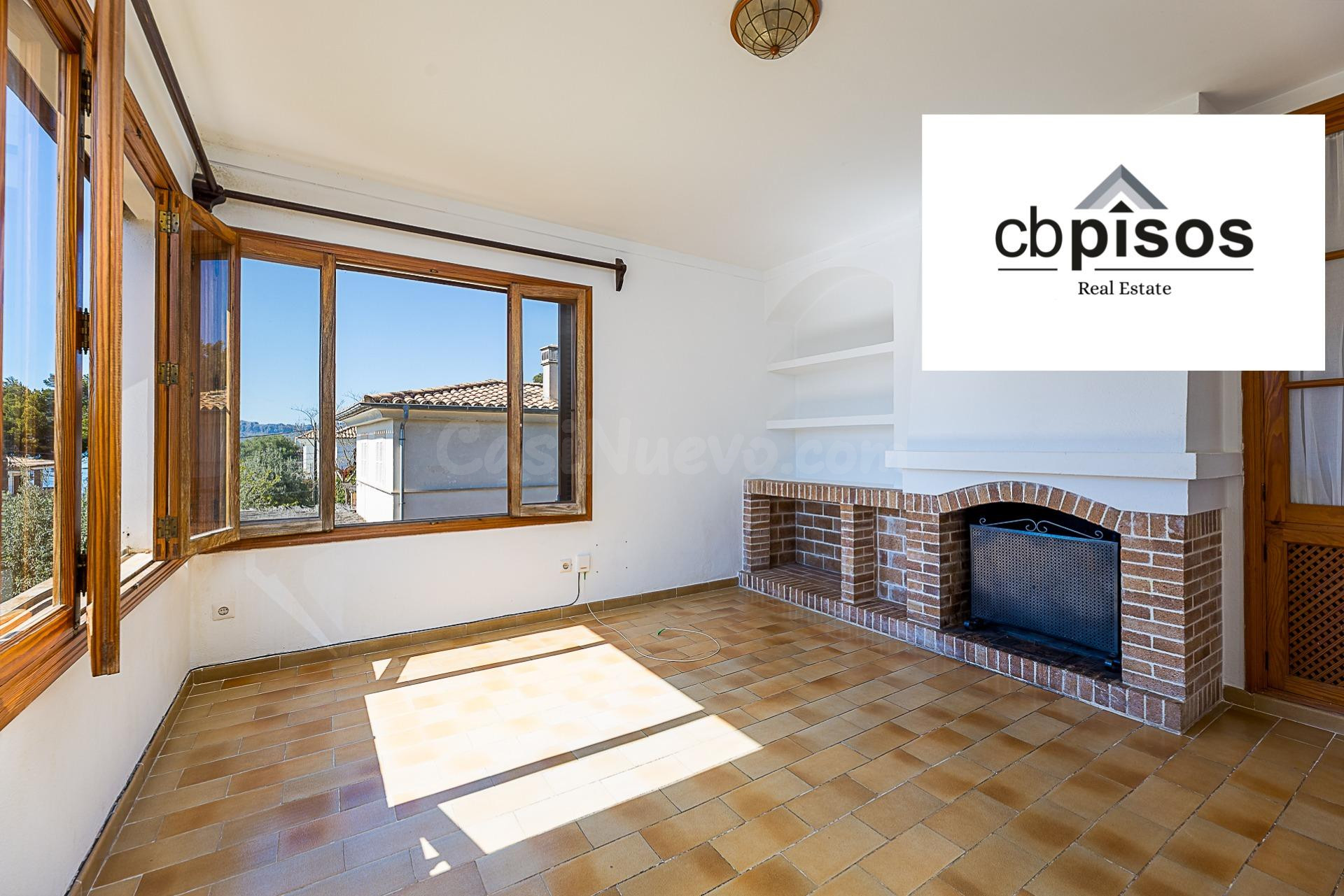 EN VENTA ENCANTADORA VIVIENDA CON JARDÍN, TERRAZ DE 24m2 Y C - foto 2