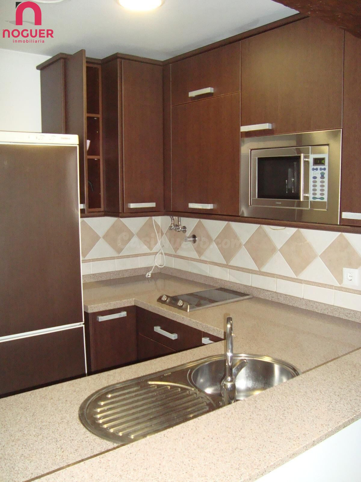 APARTAMENTO JUNTO A LA CORREDERA CON LICENCIA ALQUILER TURIS