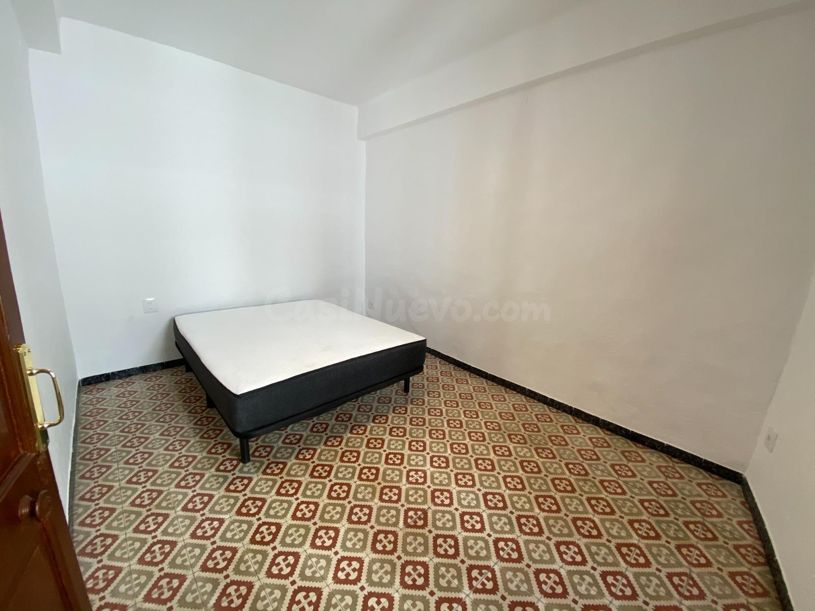 Piso con encanto en el centro de Manresa - foto 3
