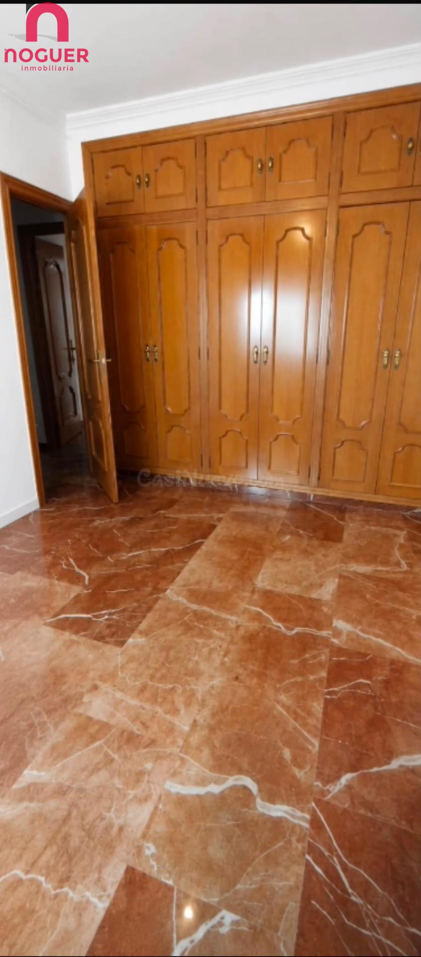 PISO DE CUATRO DORMITOIROS EXTERIOR - HUERTA DE LA REINA A P - foto 3