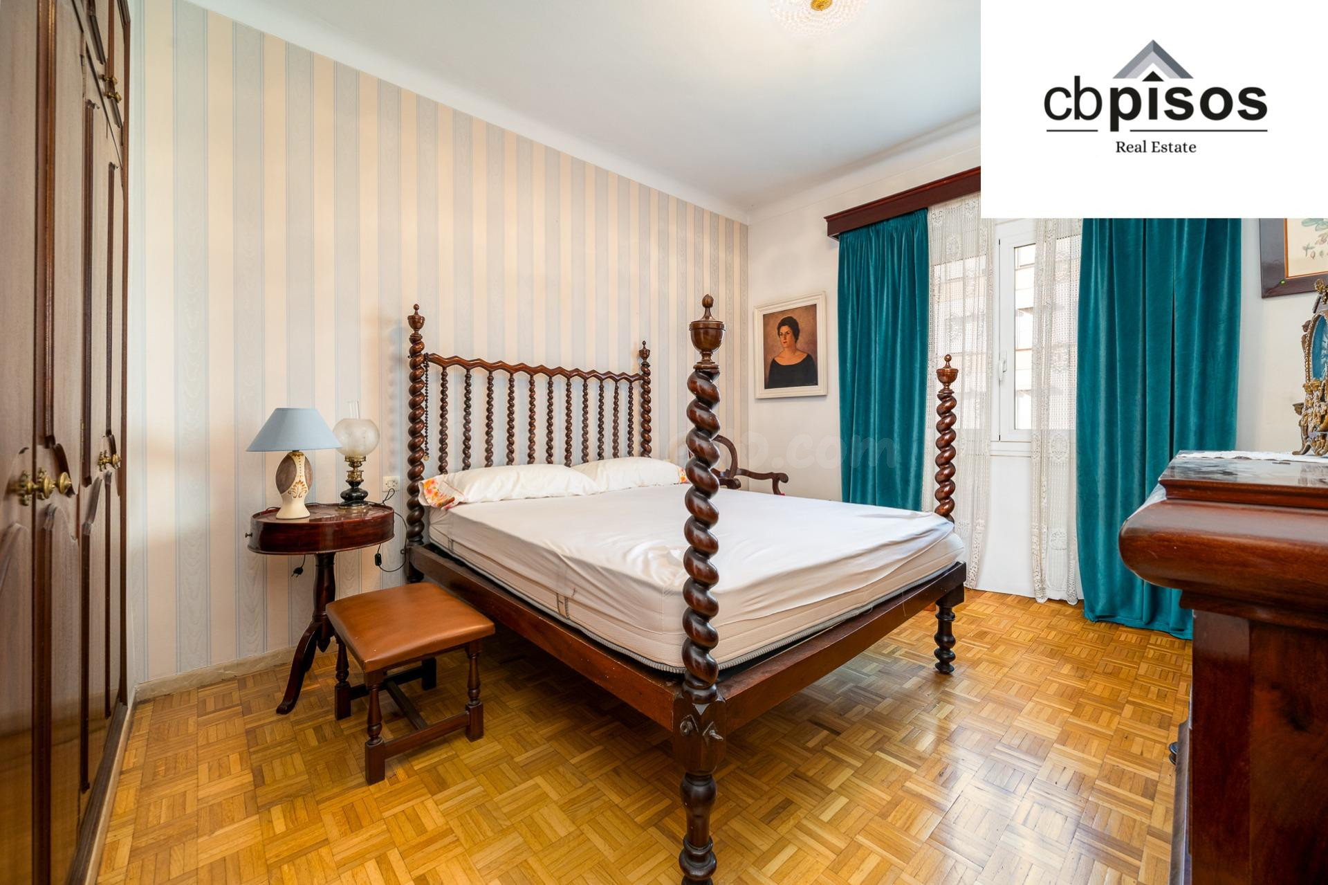 PISO DE 150 M2 EN AUSIÀS MARCH CON 4 habitaciones DOBLES, TE - foto 5