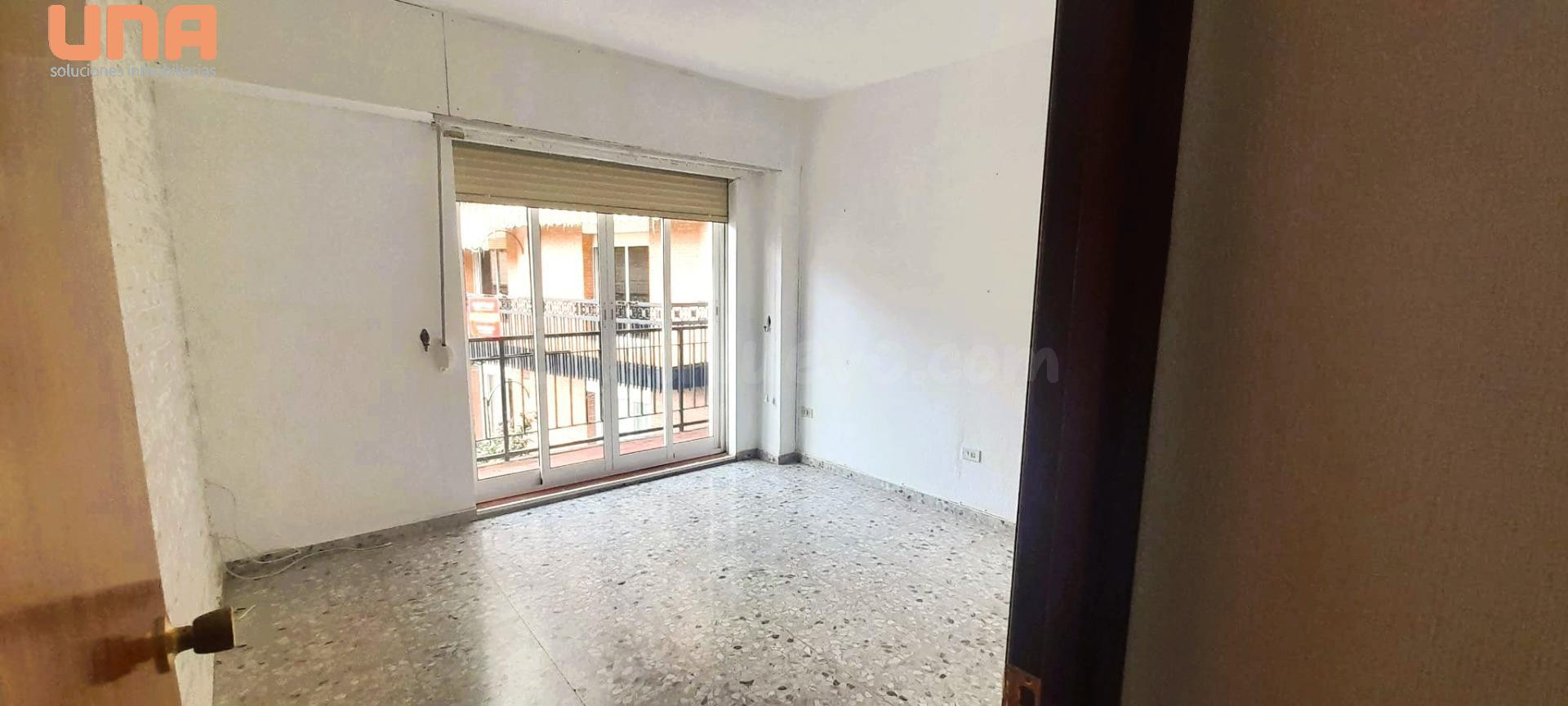 Gran piso en zona centro - foto 2