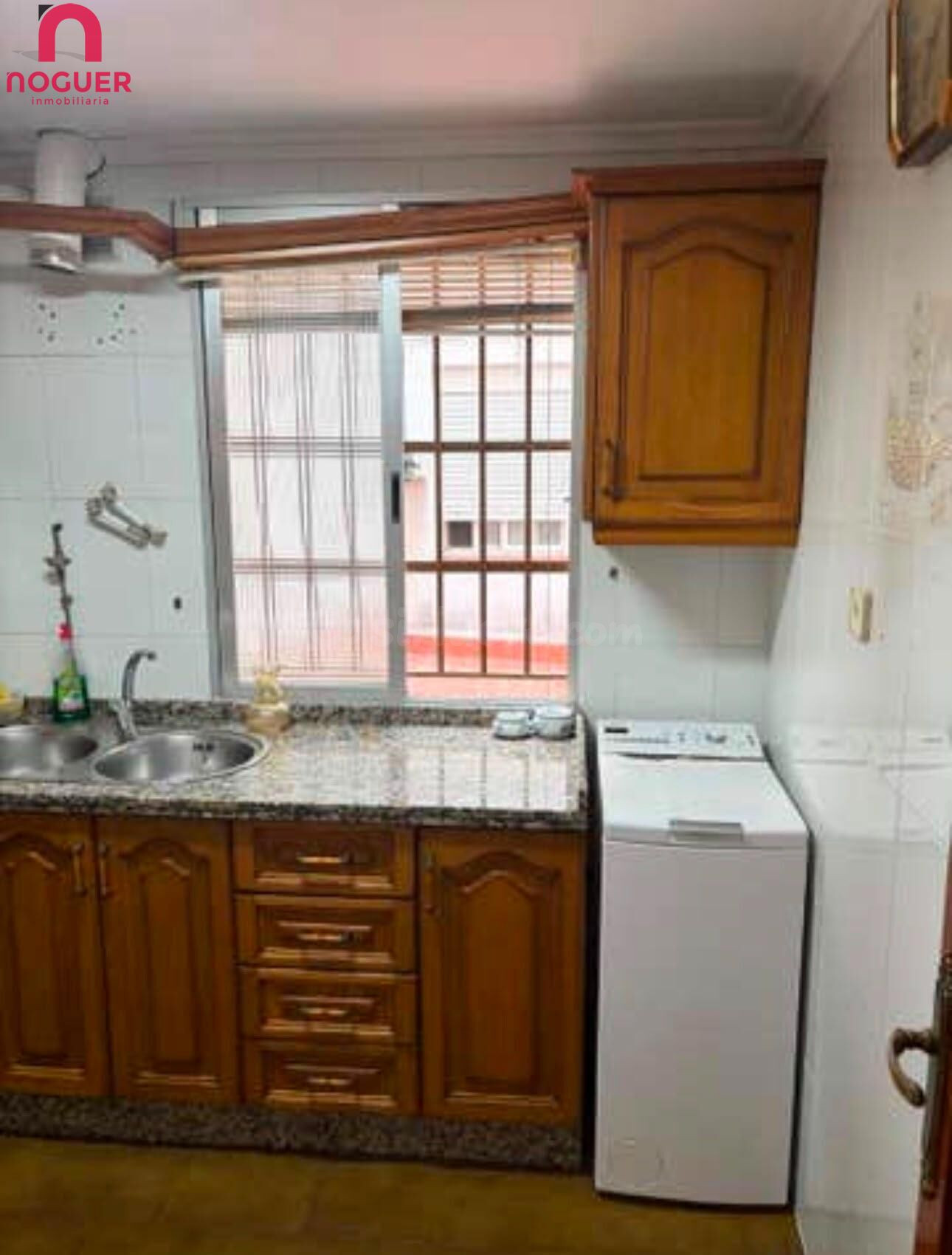 PISO EN VENTA EN LA ZONA DE JESUS RESCATADO - EXTERIOR CON TERRAZA Y ASCENSOR - foto 3