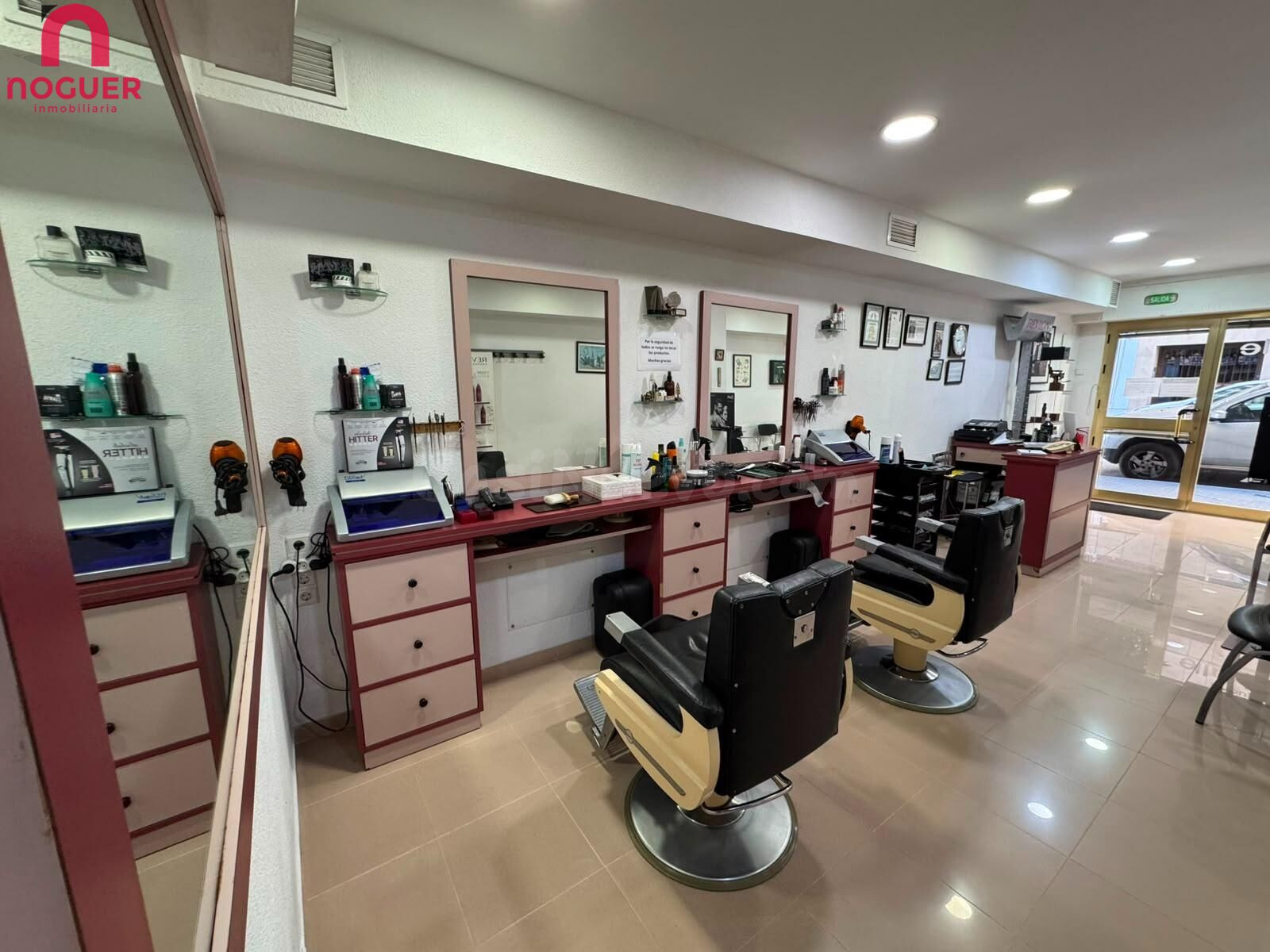 TRASPASO DE PELUQUERÍA – NEGOCIO EN FUNCIONAMIENTO Y CON CLIENTELA FIDELIZADA - foto 4