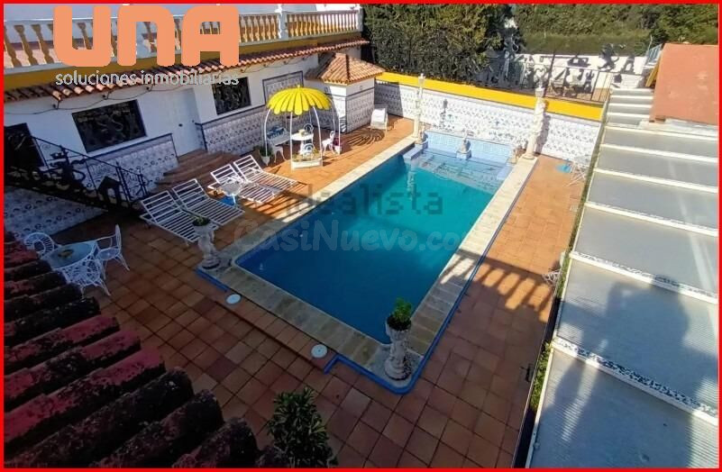 Chalet en Brillante con preciosos jardines y vistas