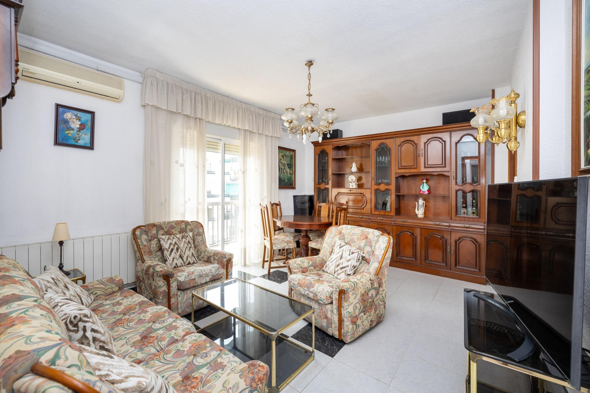 PISO DE 3 DORMITORIOS CON TERRAZA Y VISTAS EN EL ZAIDÍN – 5. - foto 2