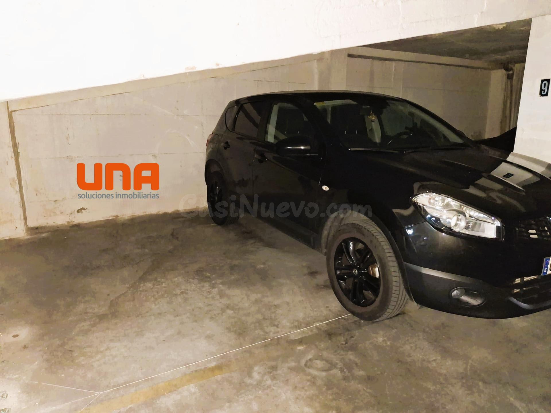 Se vende Plaza de garaje ( para coche y 2 motos) en Santa Rosa (Los Arboles) - foto 4