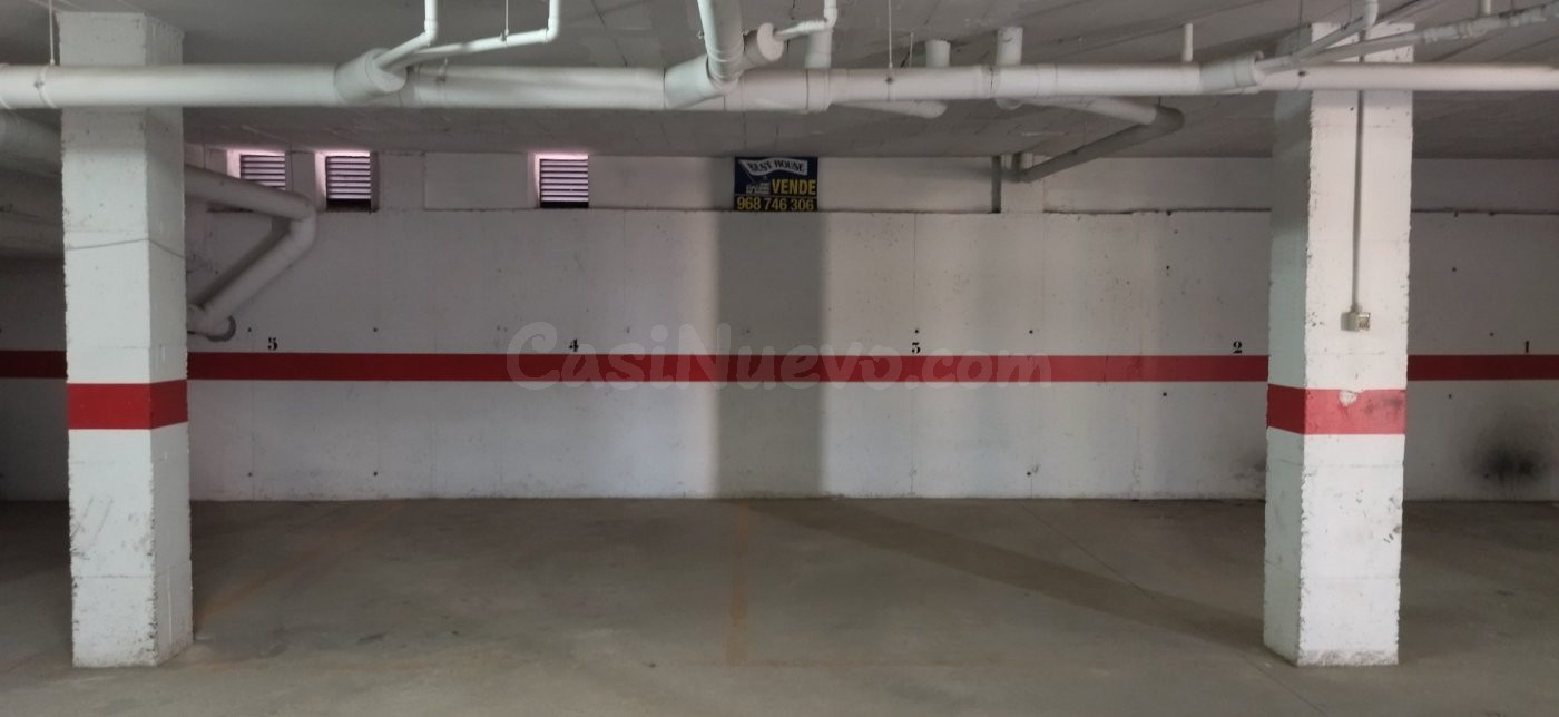 Garaje en venta - Barrio la caverina