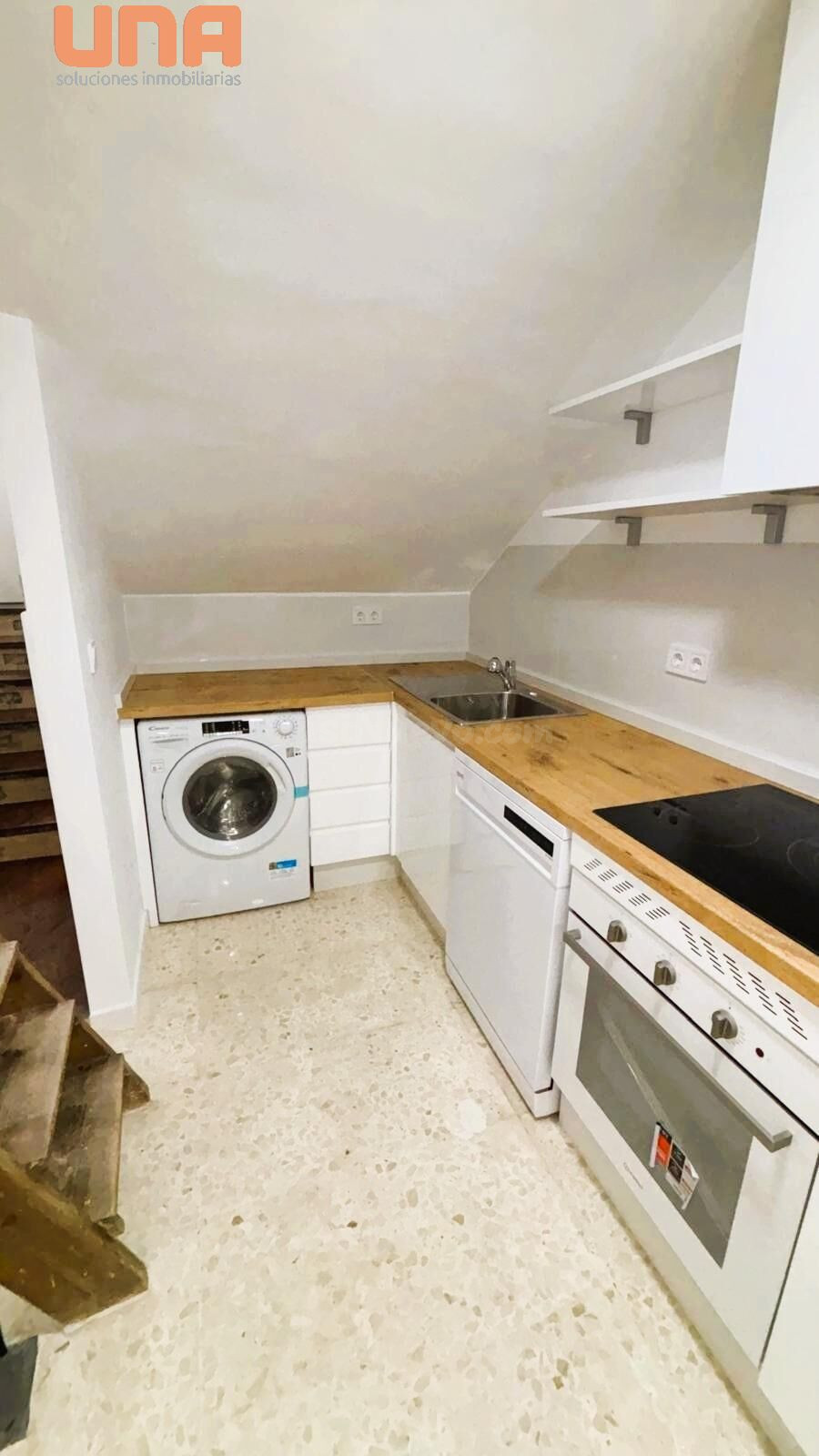 Piso en barrio del naranjo recien reformado listo para entra - foto 3