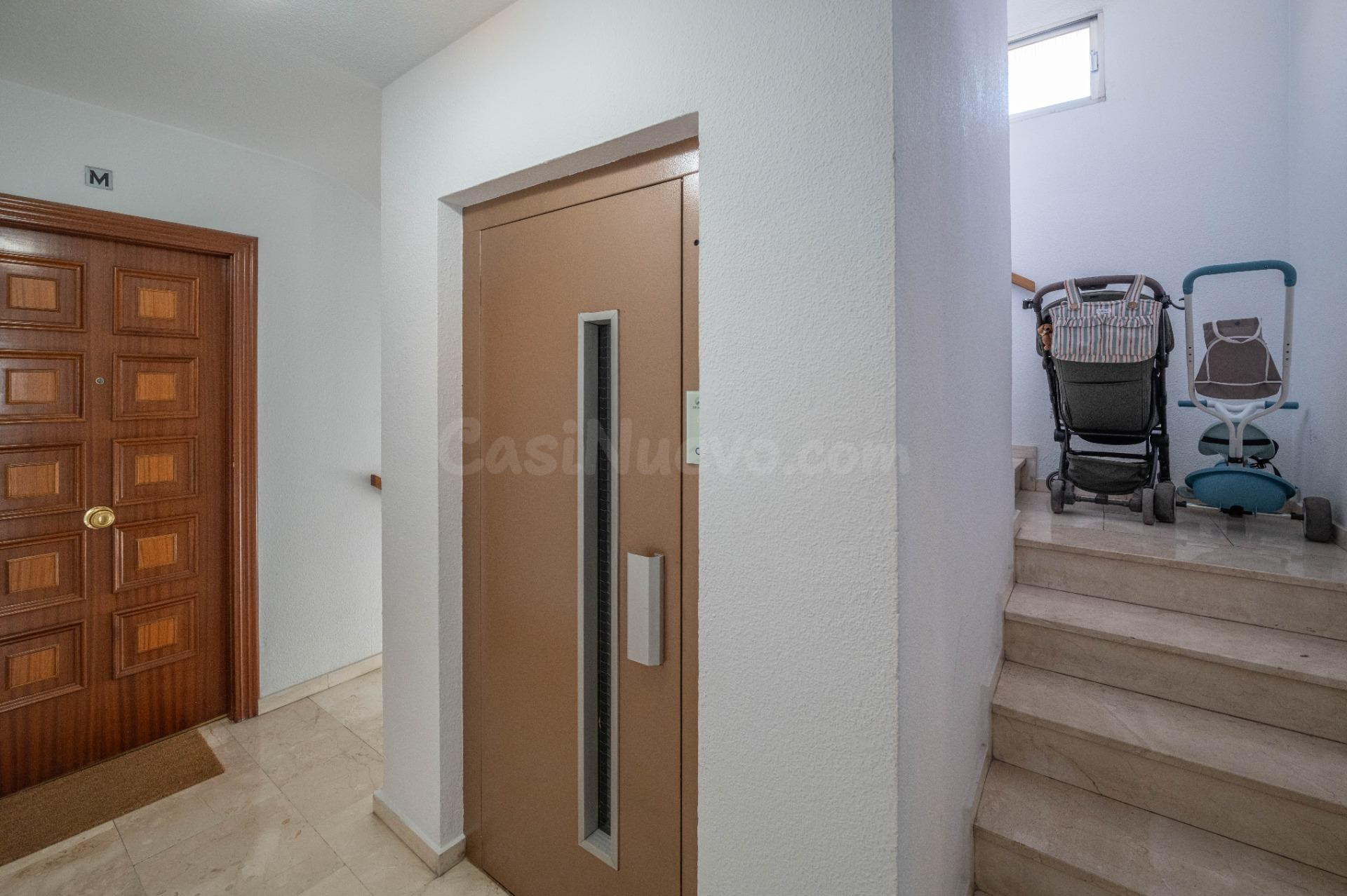 Impresionante Vivienda de Lujo con Diseño Moderno y Comodida - foto 5