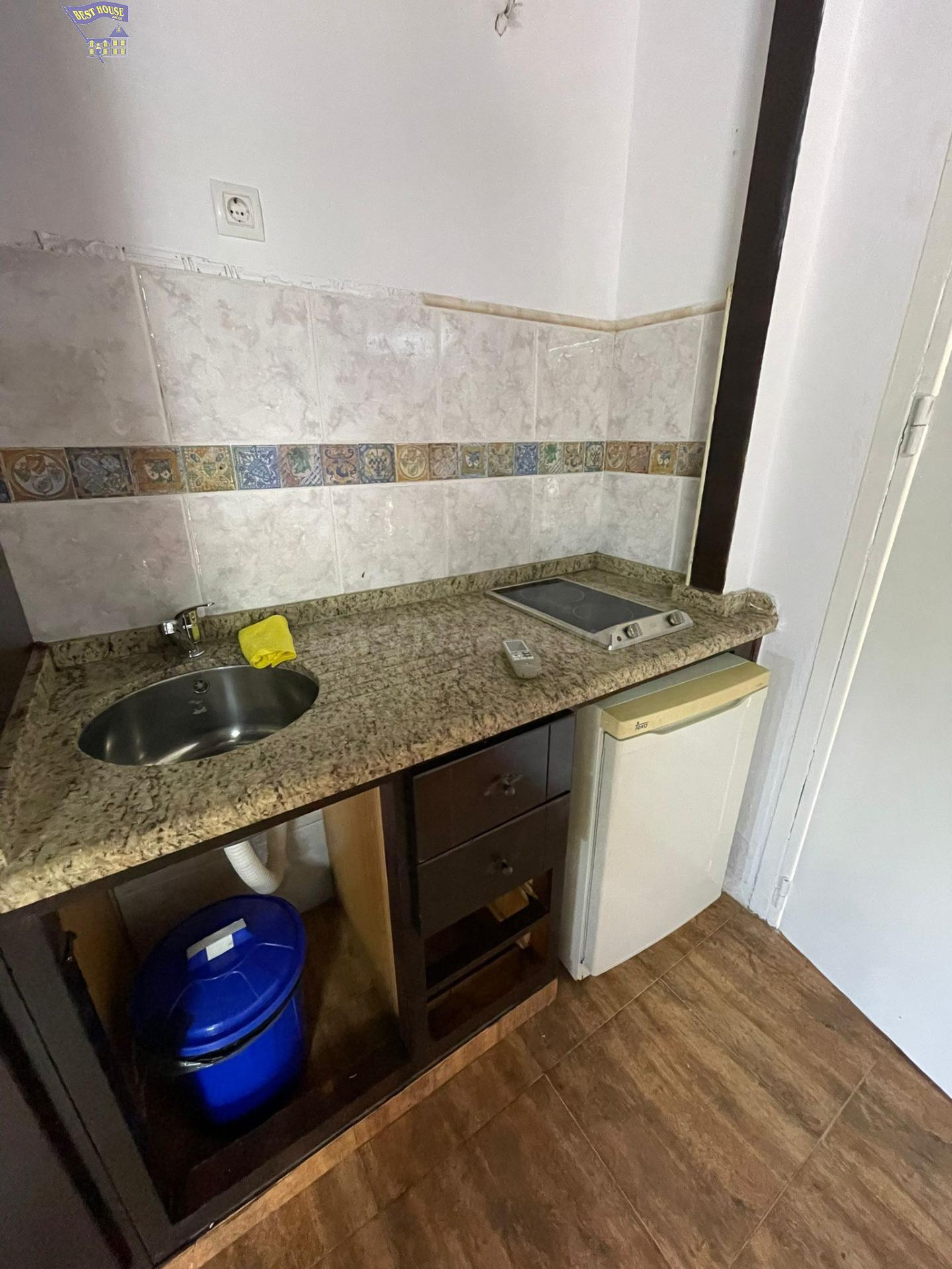 SE ALQUILA ESTUDIO EN ZONA EL ROMERAL - foto 5