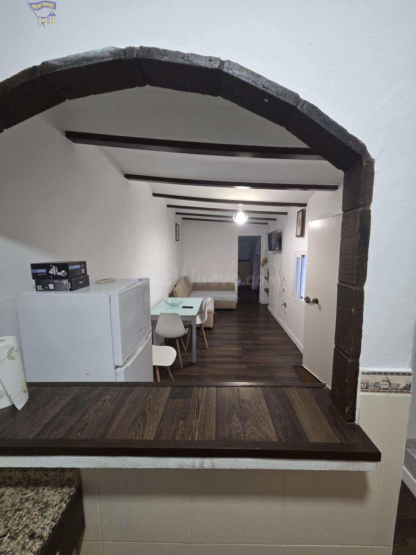 SE VENDE APARTAMENTO EN ZONA CENTRO EN ARCOS DE LA FRONTERA - foto 2