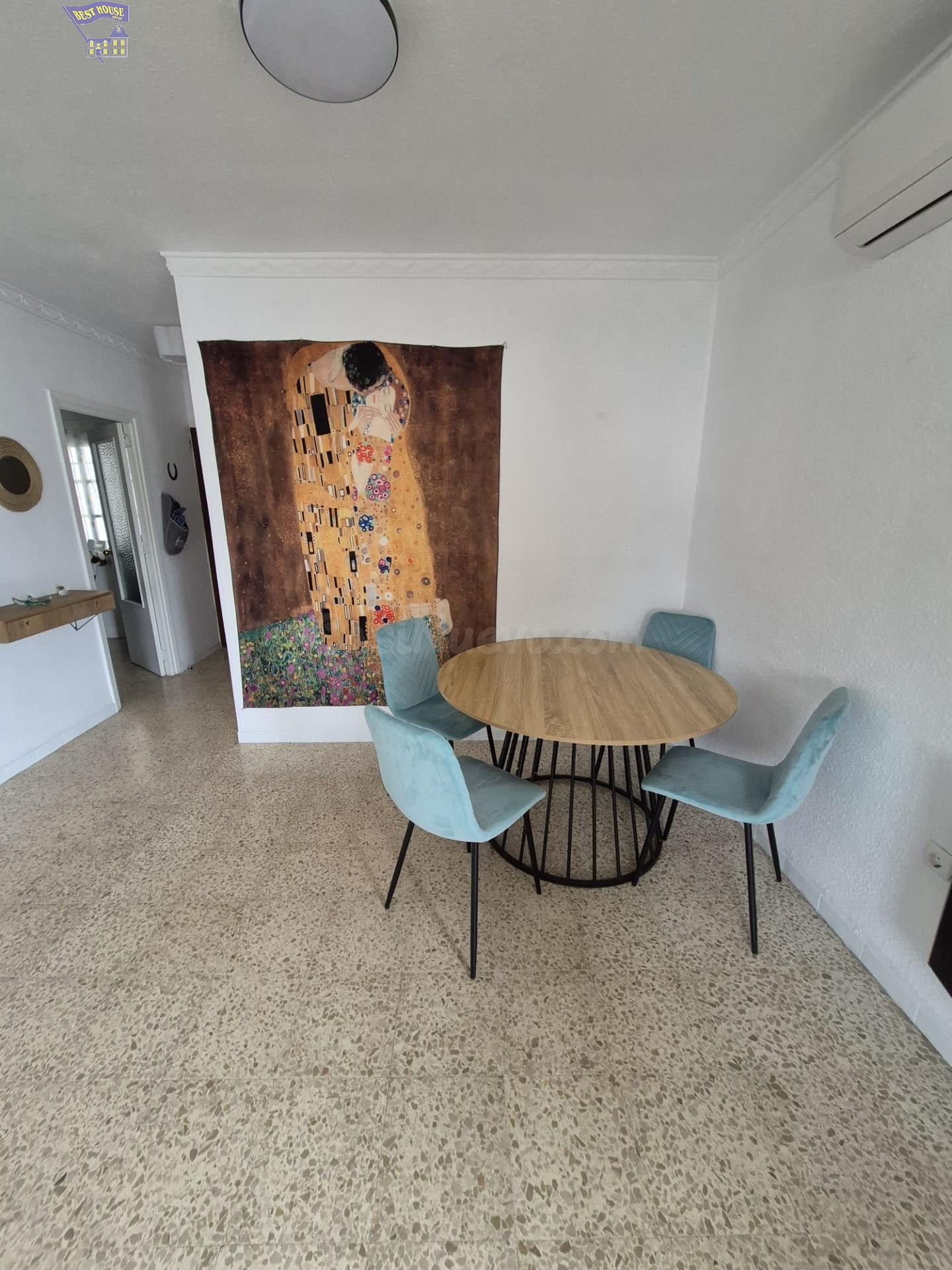 SE VENDE PISO EN ZONA DEL SANTISCAL