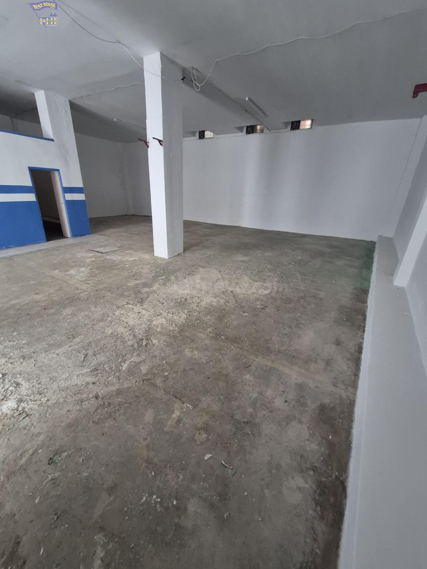 SE VENDE LOCAL EN PLANTA BAJA EN ZONA CERCANO A CENTRO - foto 5