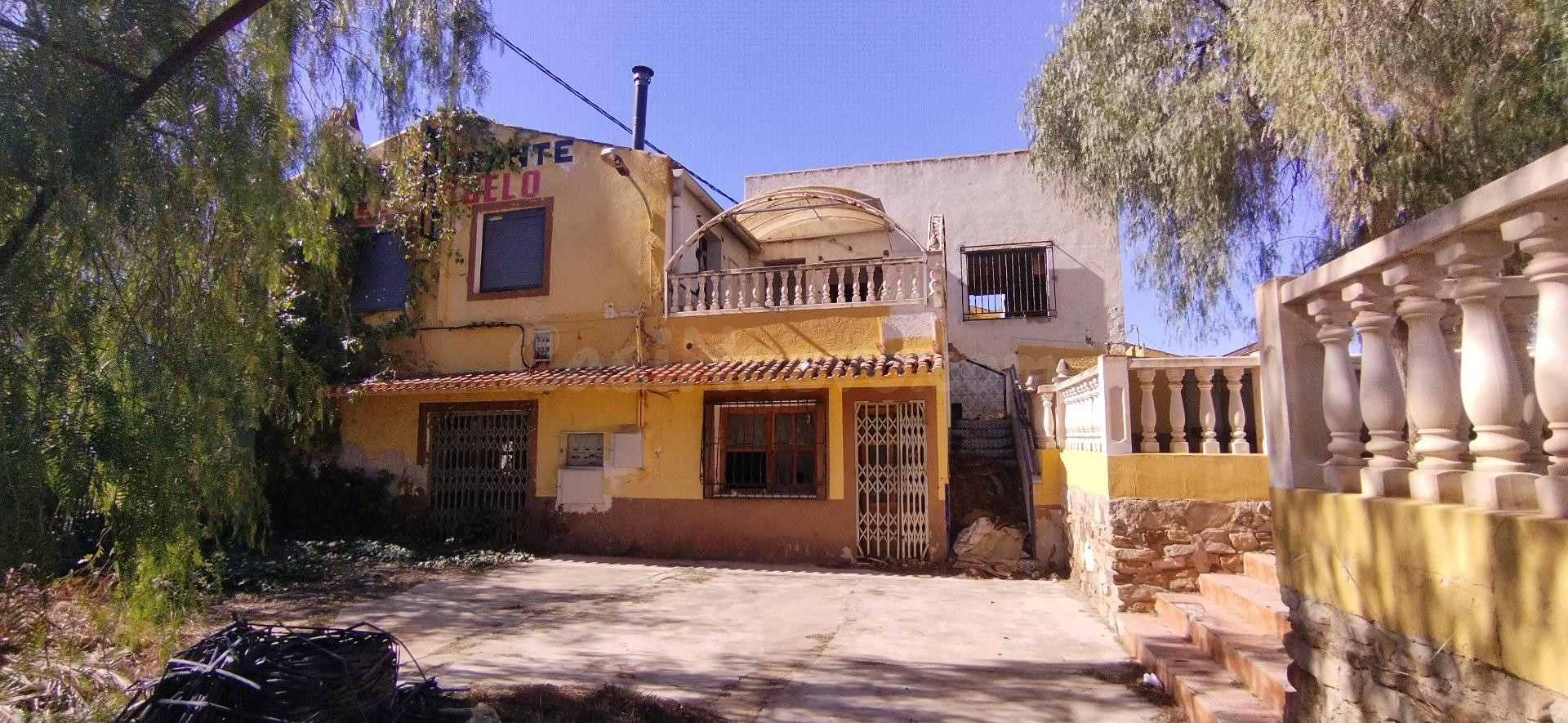 Local comercial en venta - Calasparra - foto 2