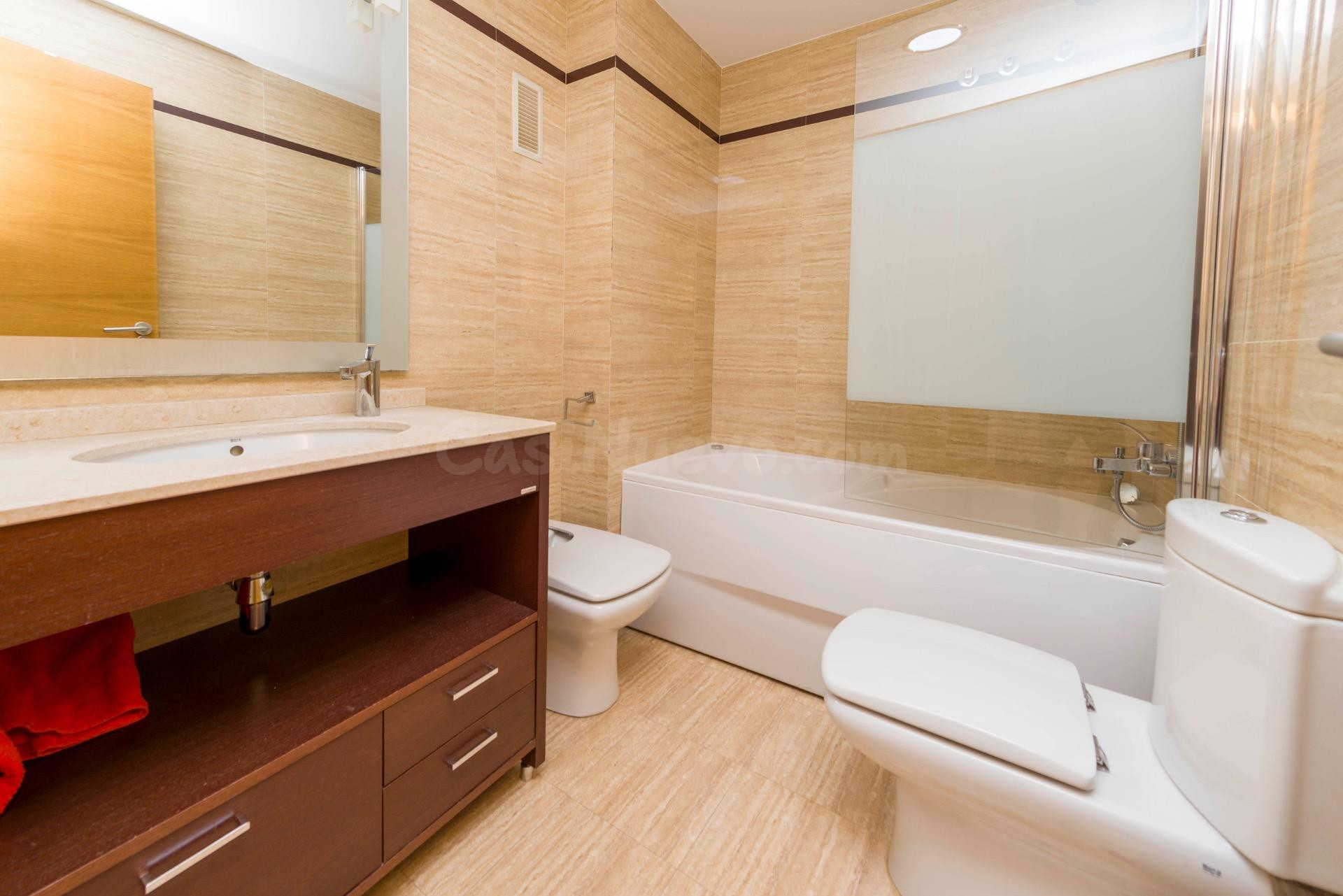 Ático duplex en Calle de Cartagena, 25 - foto 4