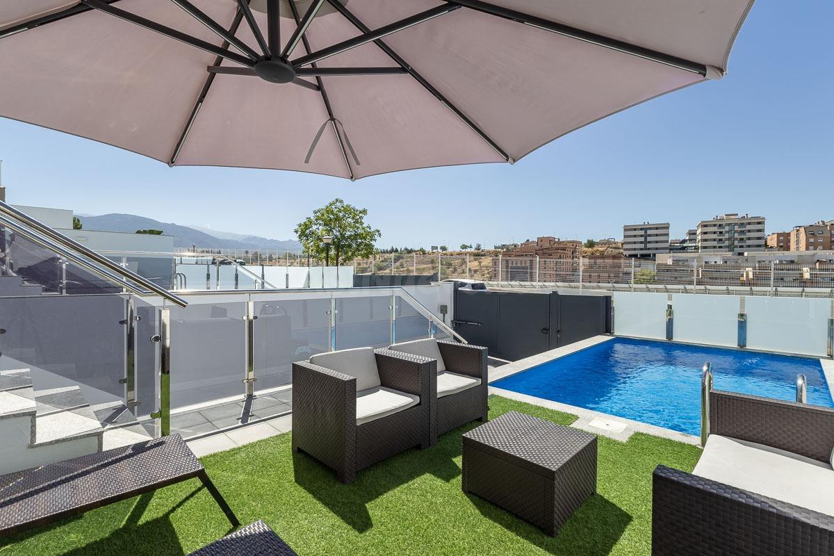 Vivienda de lujo en Urbanización SERRALLO HILLS. - foto 3