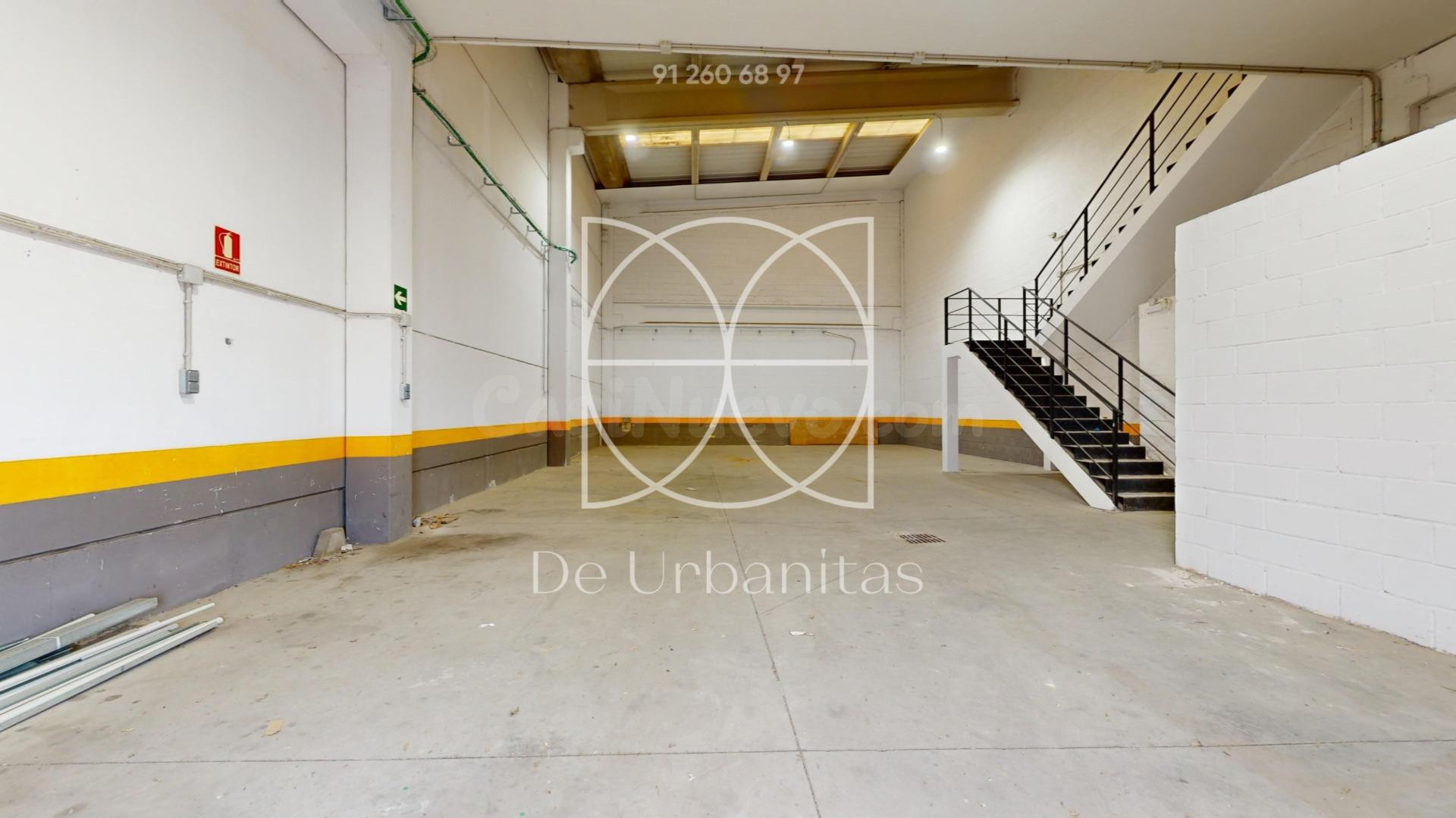 Nave industrial 307m² en alquiler - Los Olivos - foto 3