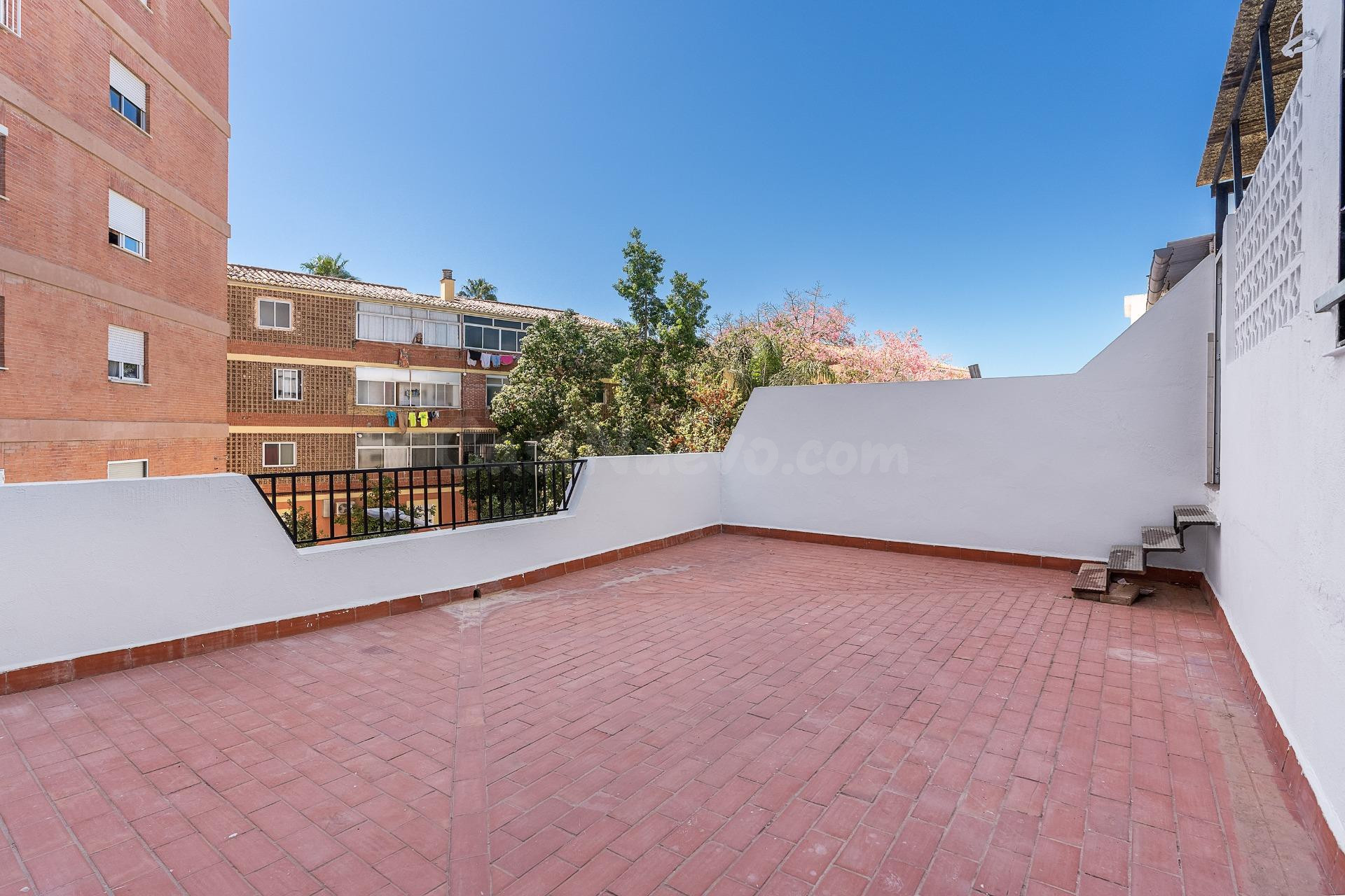CASA ADOSADA EN MOTRIL - foto 2